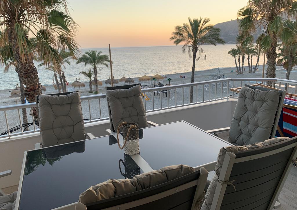 La Herradura by the sea