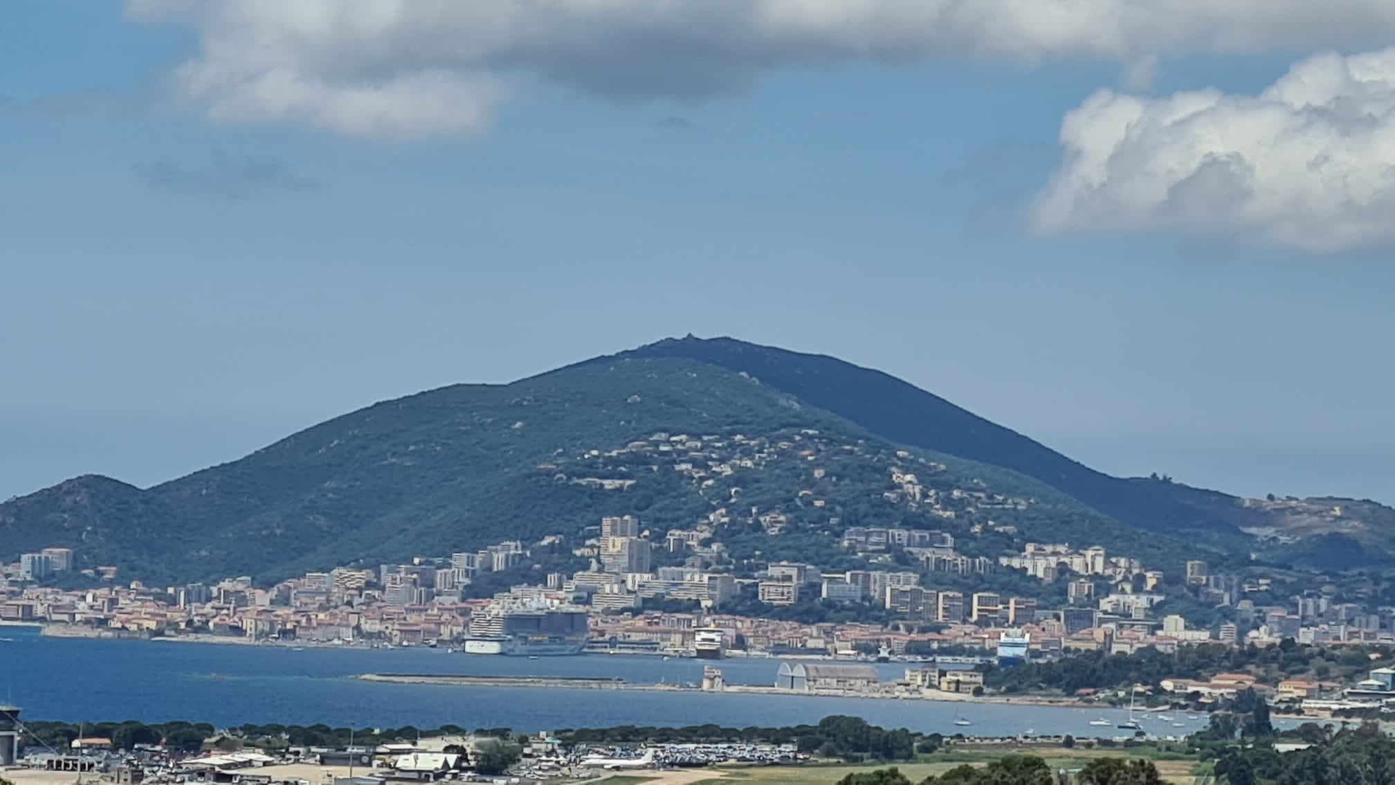 T2 sea view, between Ajaccio and Porticcio