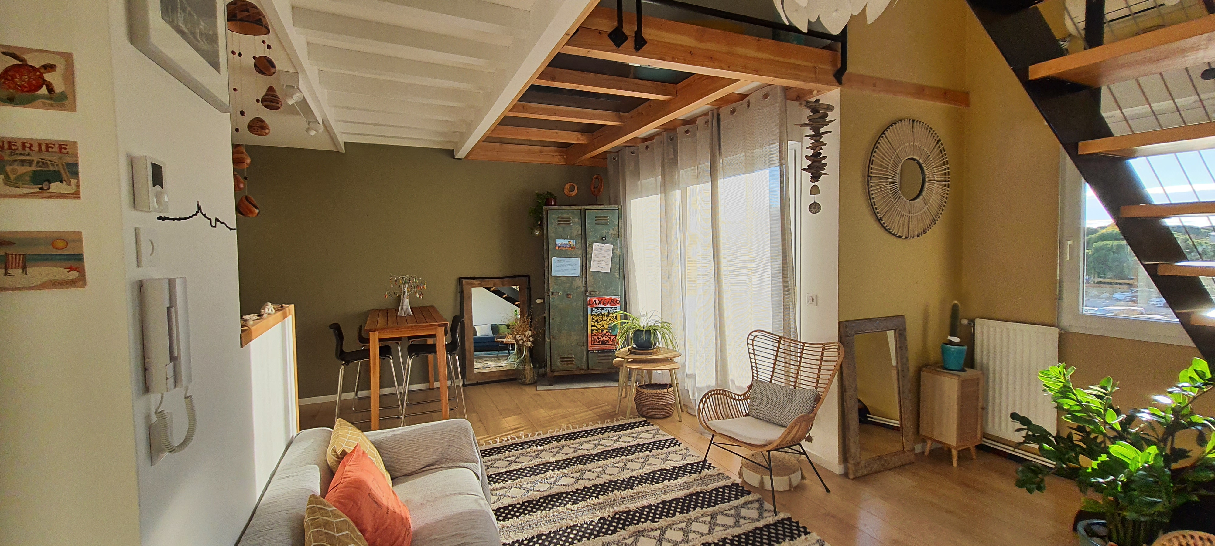 Beautiful renovated T3 apt, close to the beach
