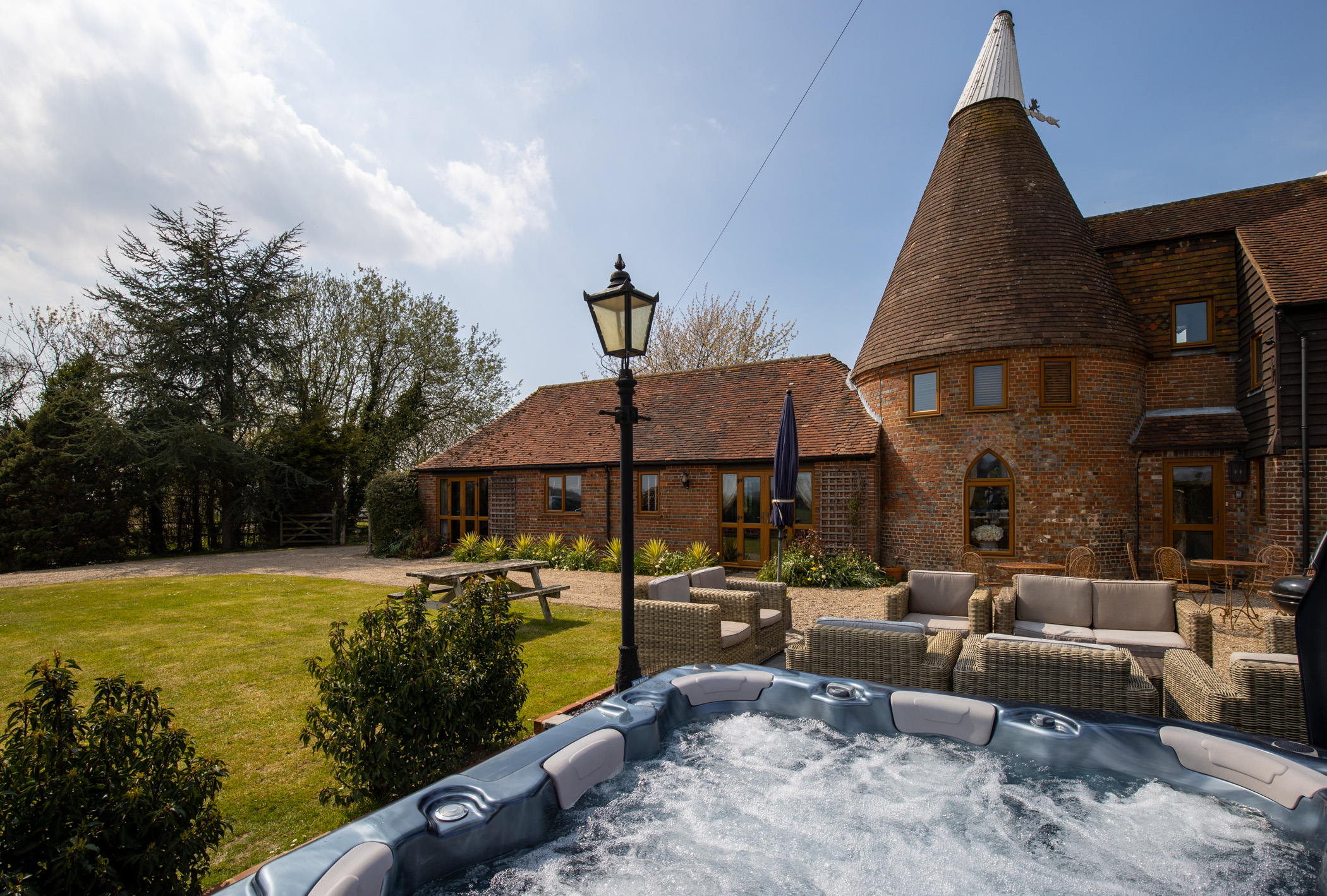 Oast House near Battle Houses for Rent in Battle, England, United