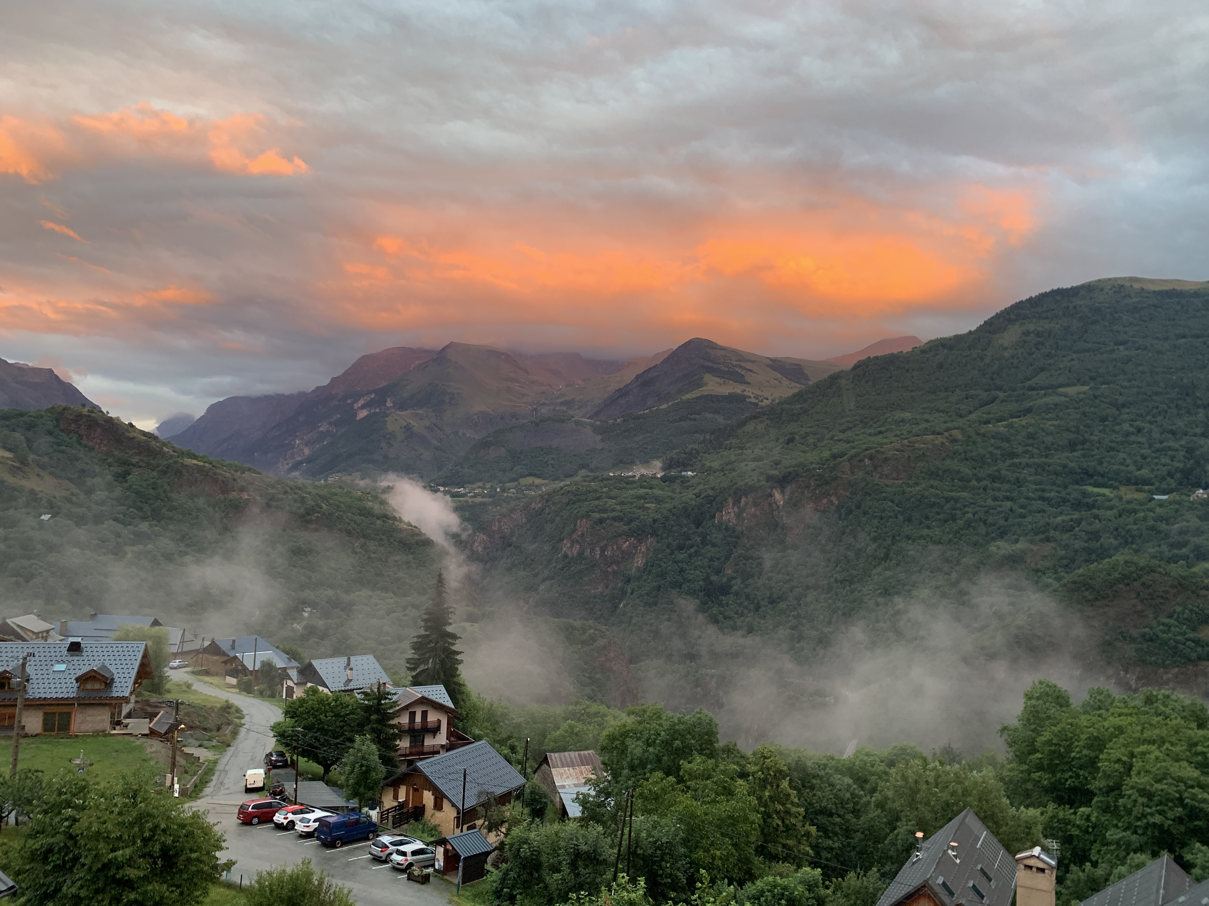 Renovated house with chalet in the quiet  of a hamlet