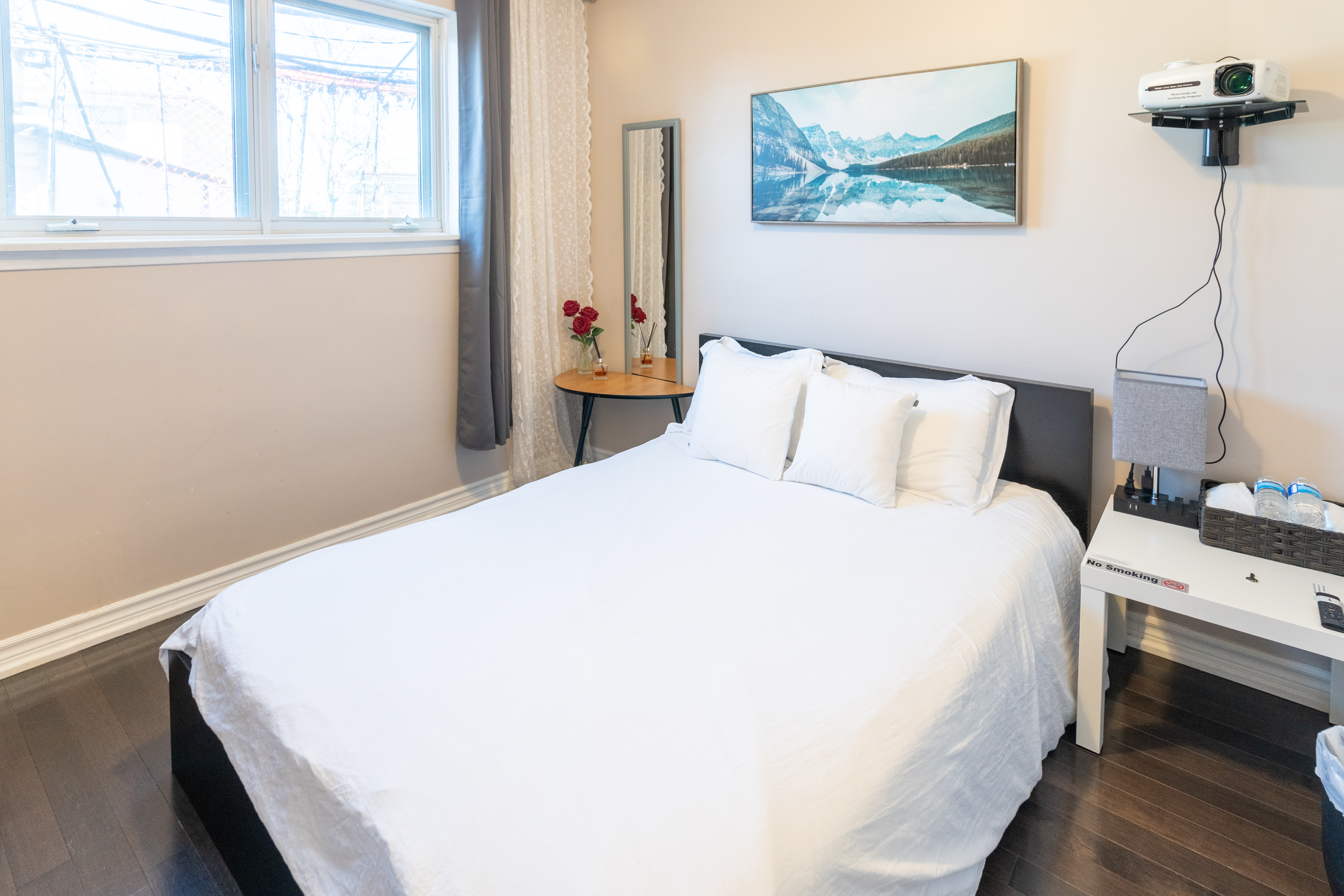 Free parking, breakfast - Ground level - Cozy room