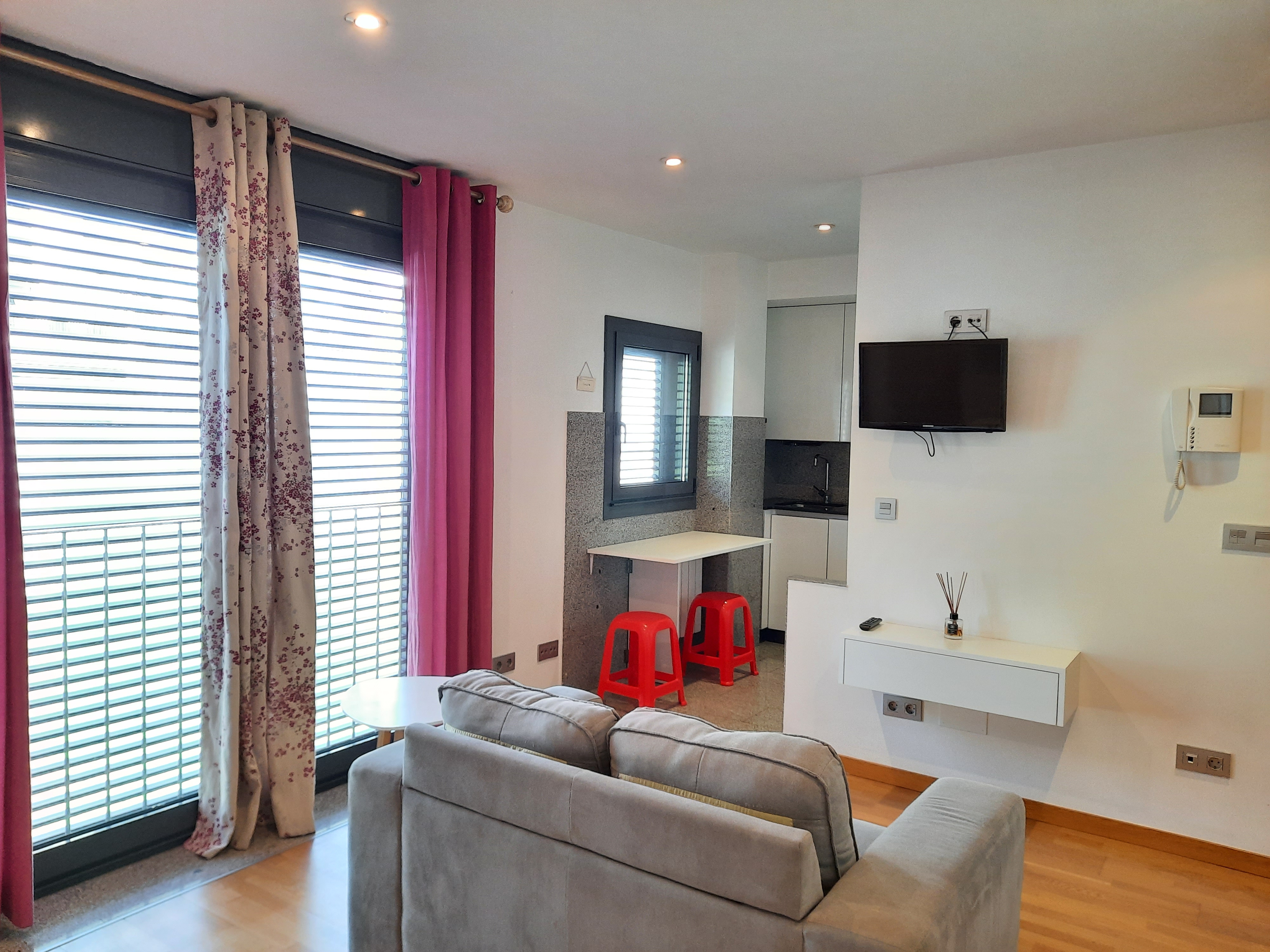 Studio design, Ladeira, Baiona.