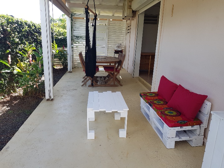 Tamarit, small house in the heart of the Butterfly