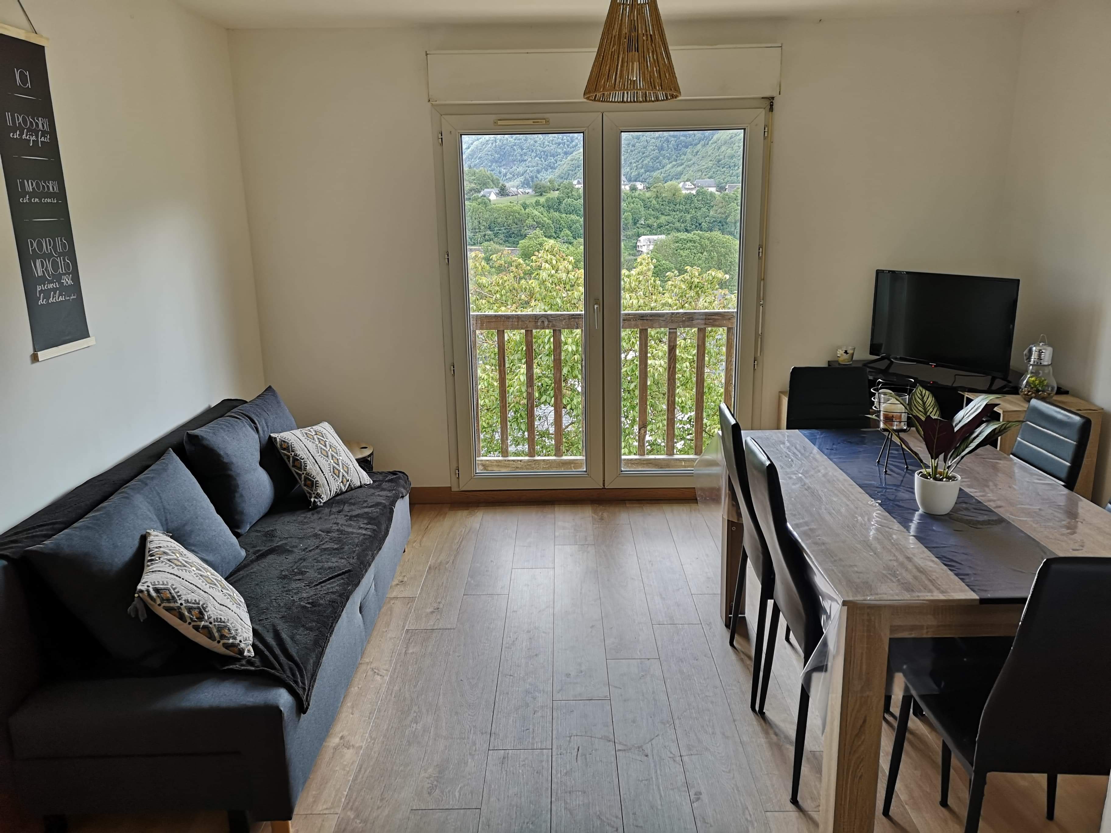 Arreau , apartment with stunning views of the Arbizon