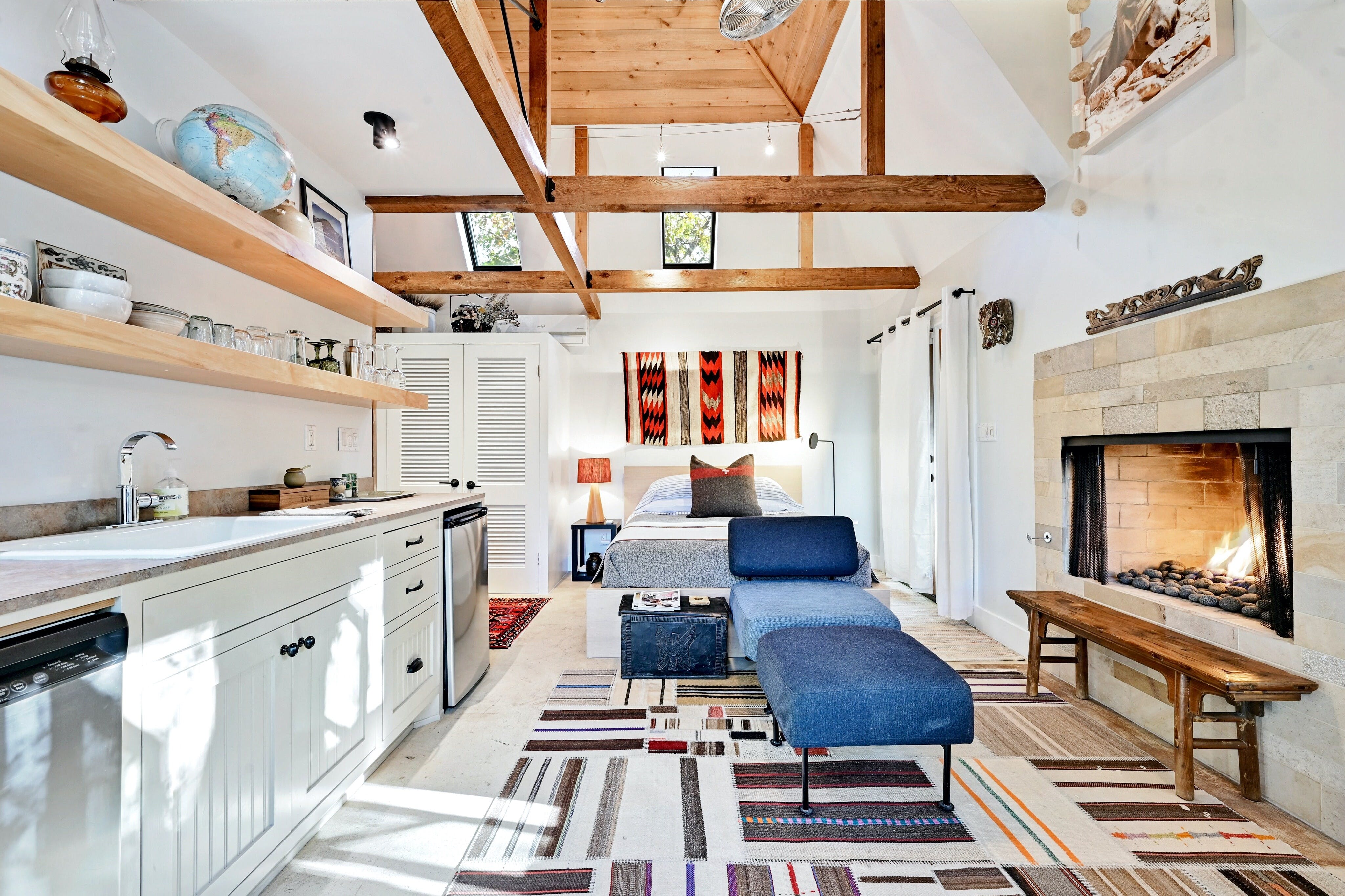 Cozy SoCo Guest House in 78704, Austin