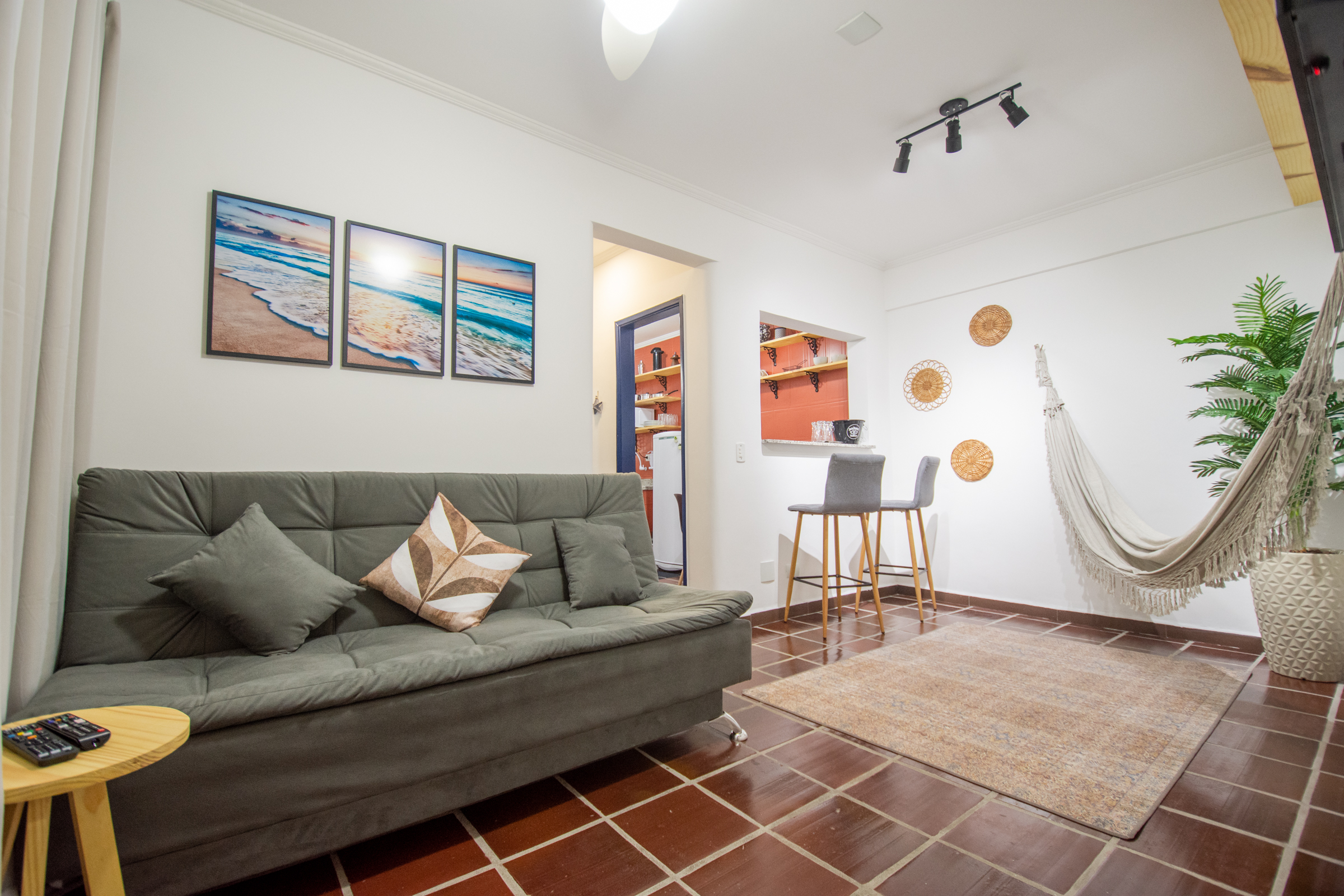 Apé Praiano-Aconchego and modernity 350m from the sea!