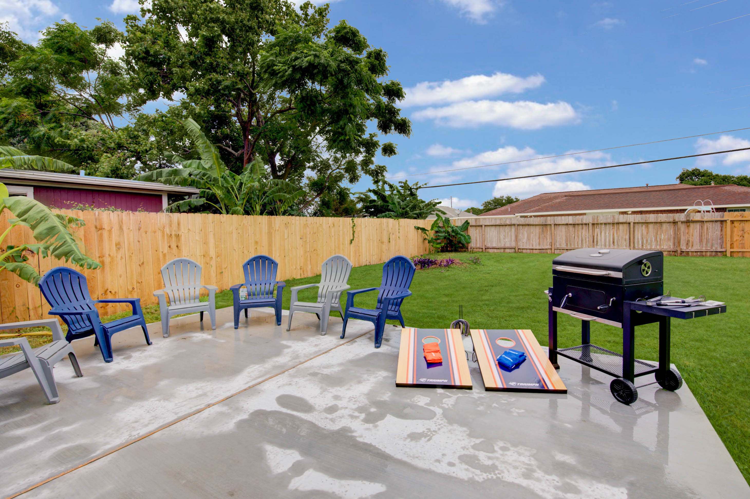 Island Pride Escape Near Moody Gardens and Beach Houses for Rent in