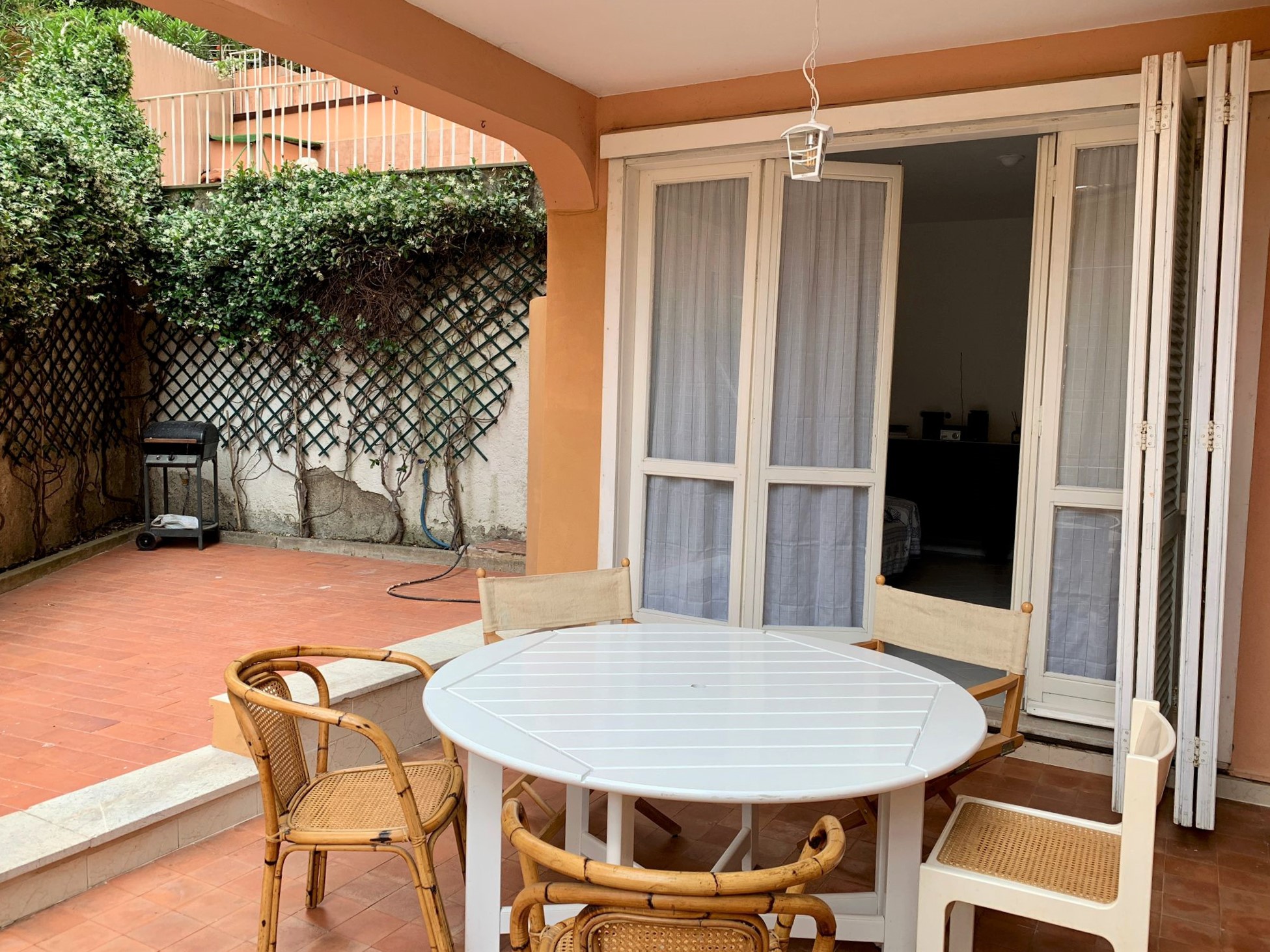 Lovely apartment with terrace and garage