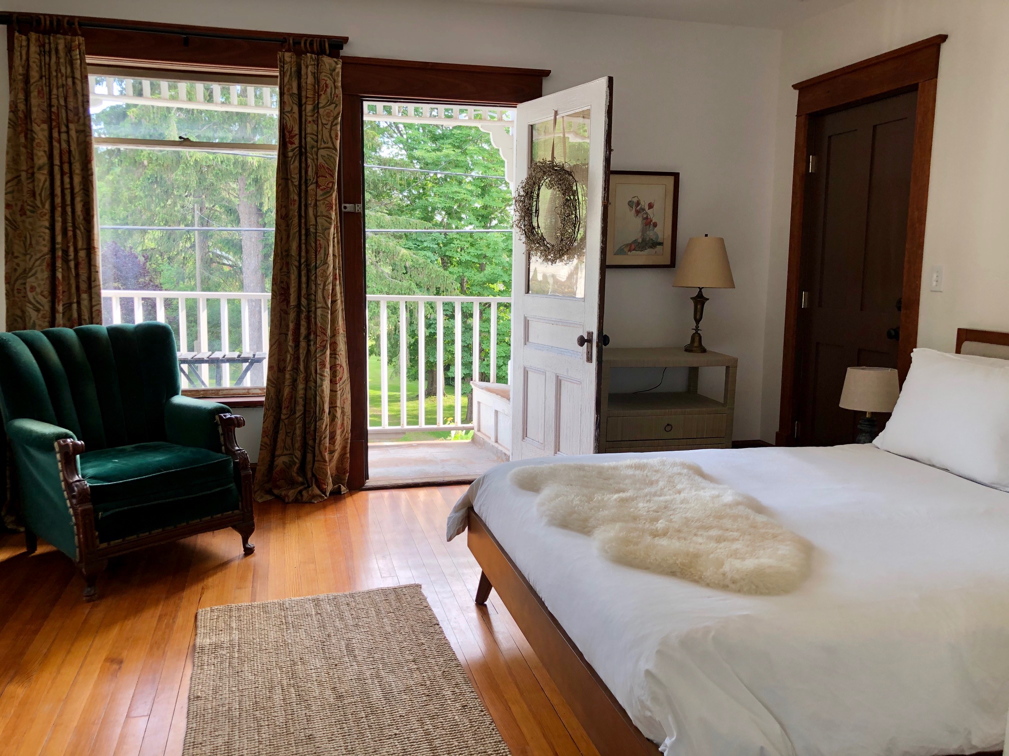 The Artist's Residence Apartments for Rent in Roxbury, New York