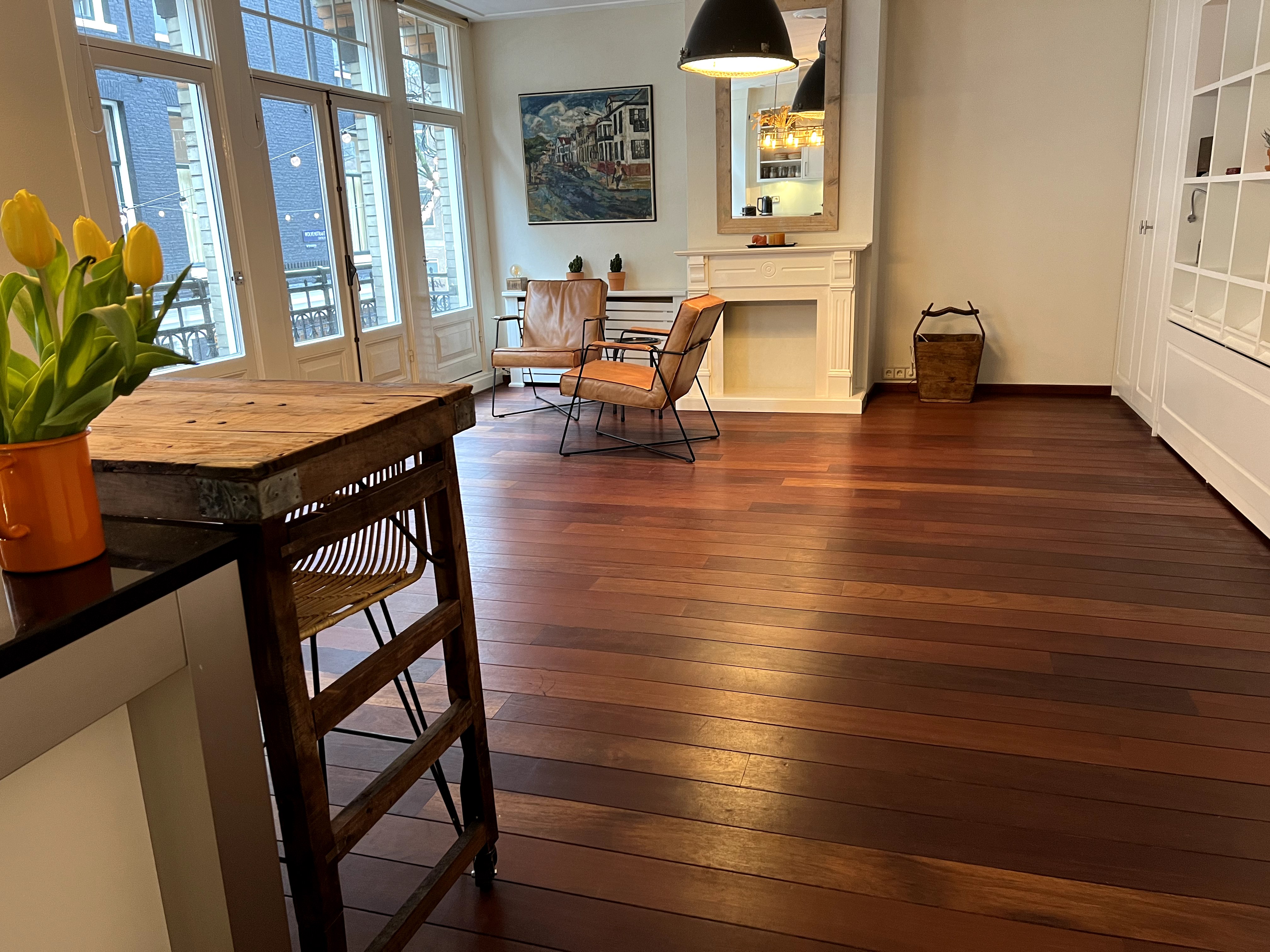 Lovely luxurious 42m2 studio in "9 Streets" โ Amsterdam stay