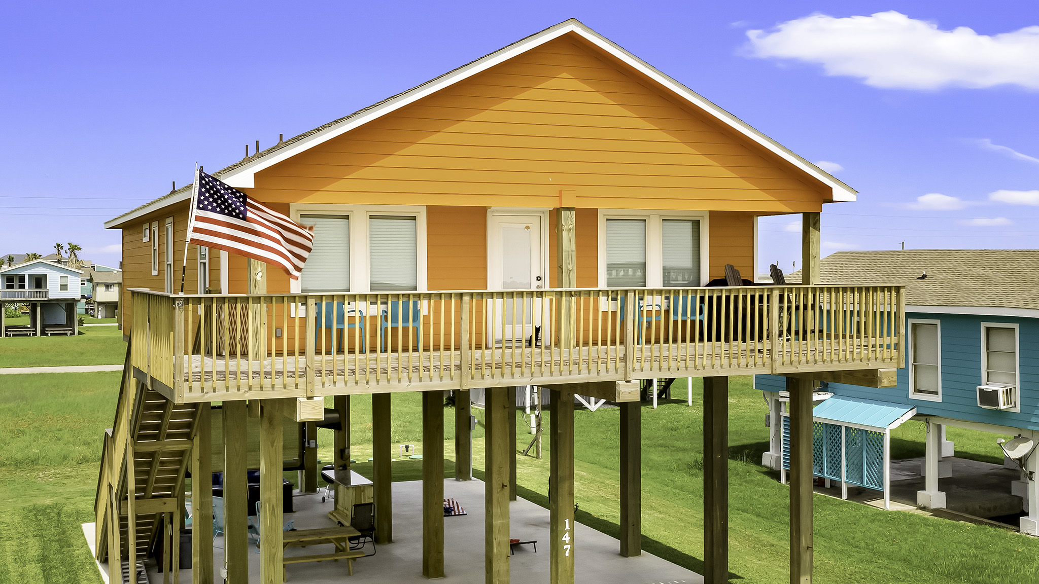 The Sunset House in Treasure Island Houses for Rent in Freeport, Texas, United States