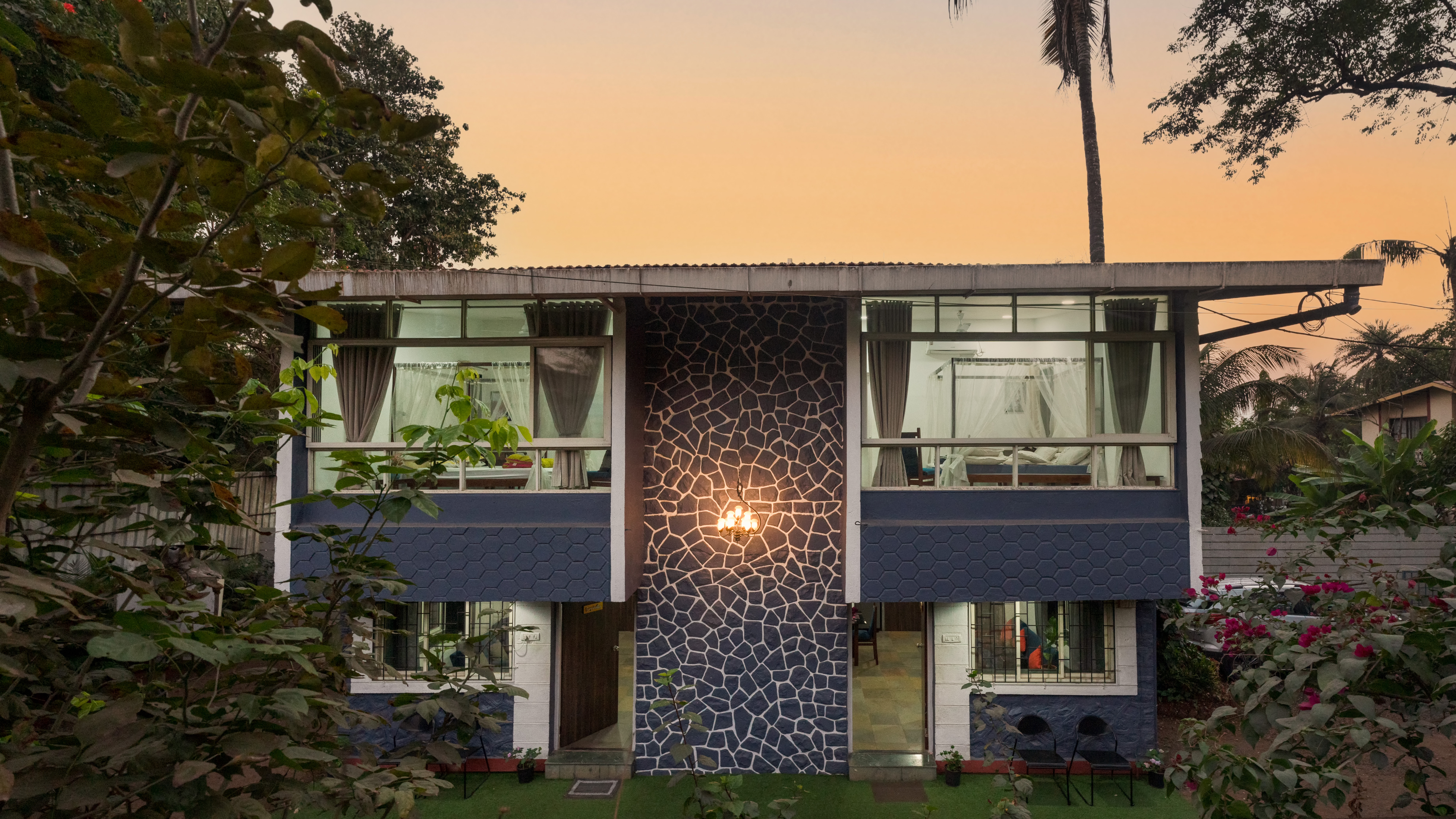 Family Homestay - Bougainvillea