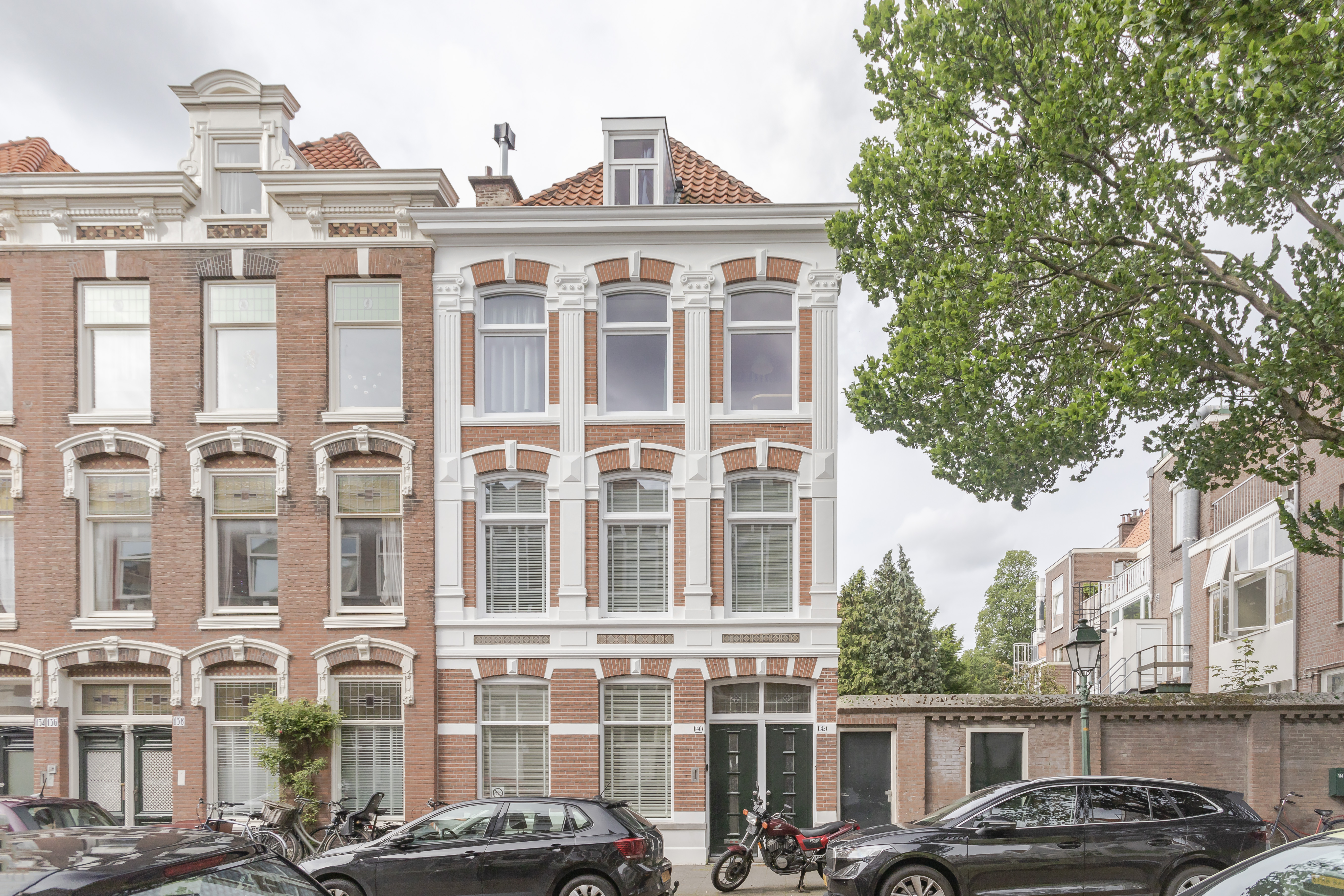 An attractive spacious townhouse! — The Hague stay
