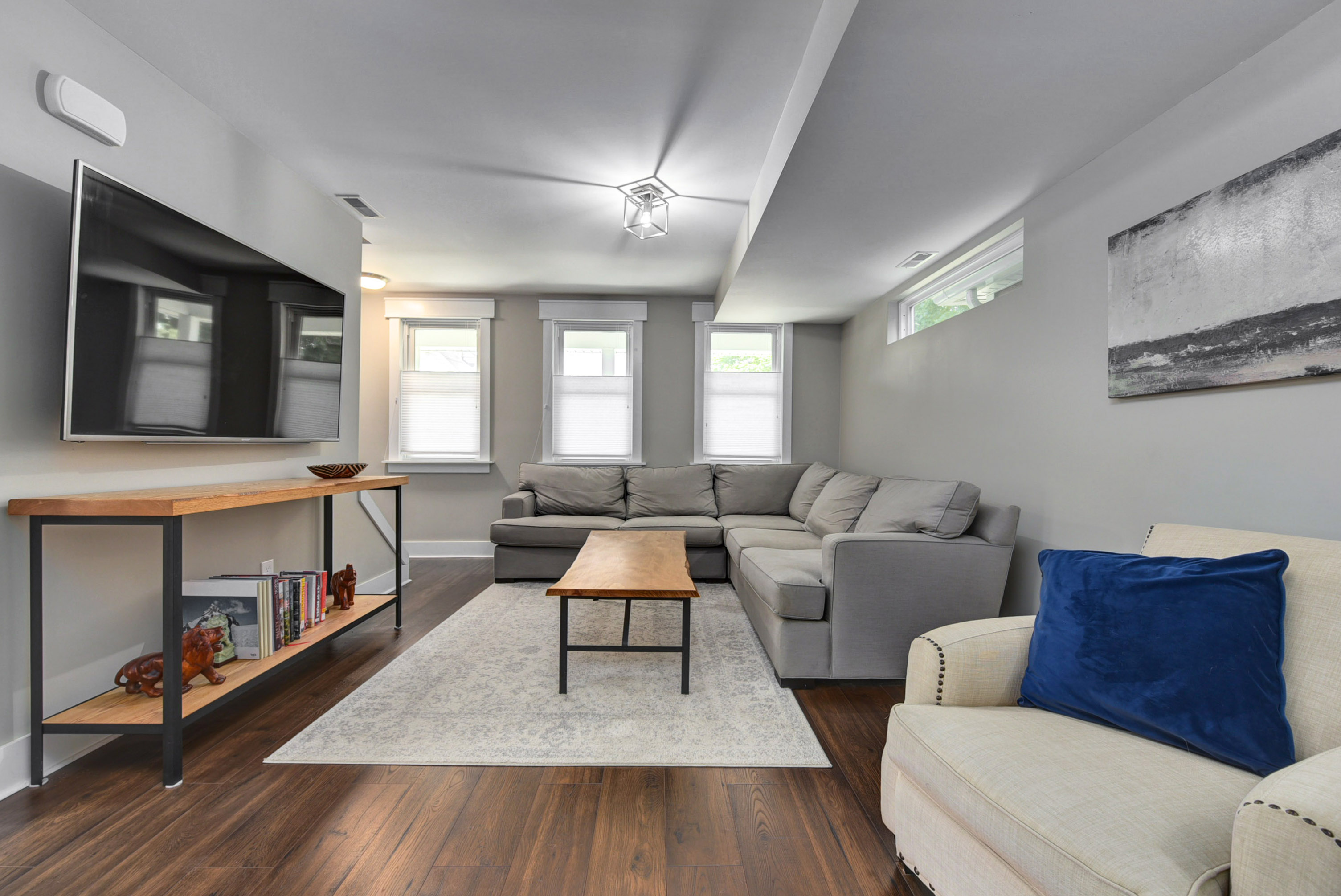 Modern Tremont 2 BR Home in a great location Houses for Rent in