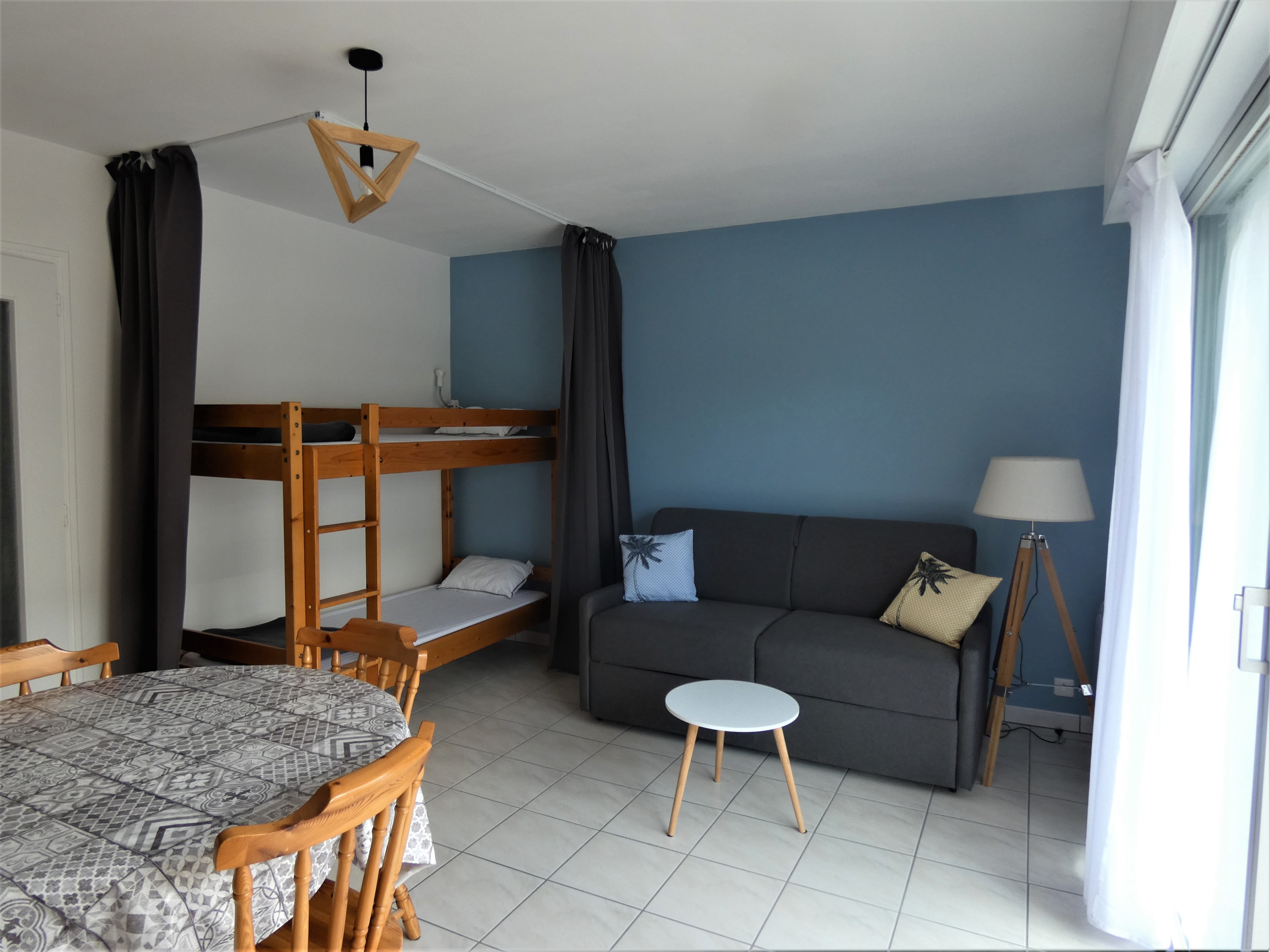 Pleasant studio 28m² 2-4 p. 200m beach+balcony