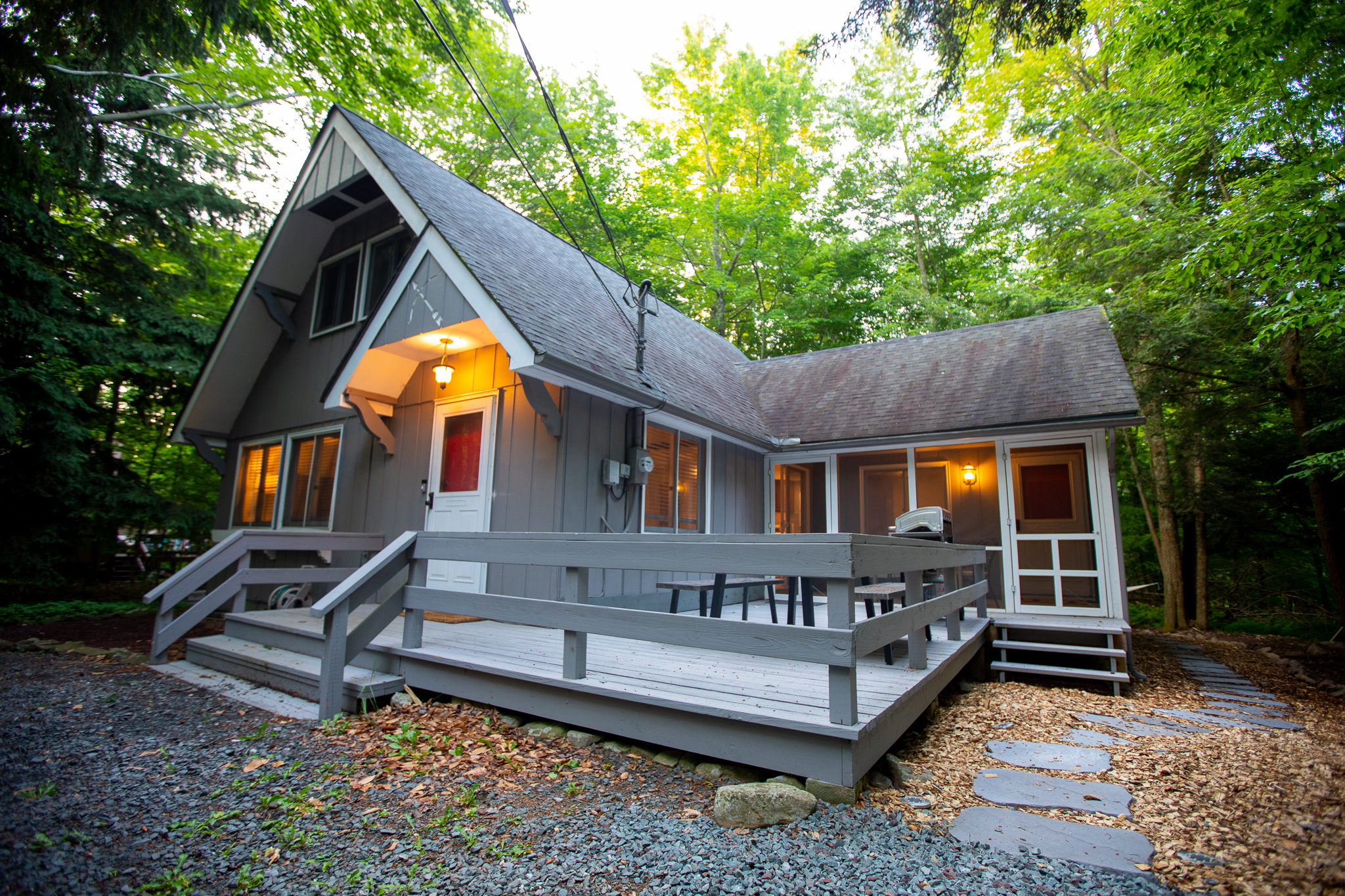 Cabin a Good Time, renovated 3BR in Lake Naomi!