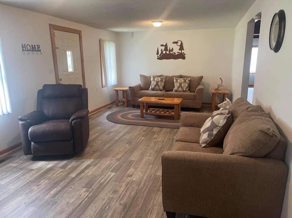 The River Lodge Houses for Rent in Gilbert, West Virginia, United States