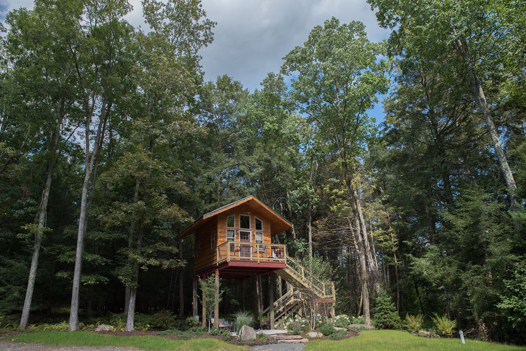 Cottage in the Woods Owls Nest Treehouse Treehouses for Rent in
