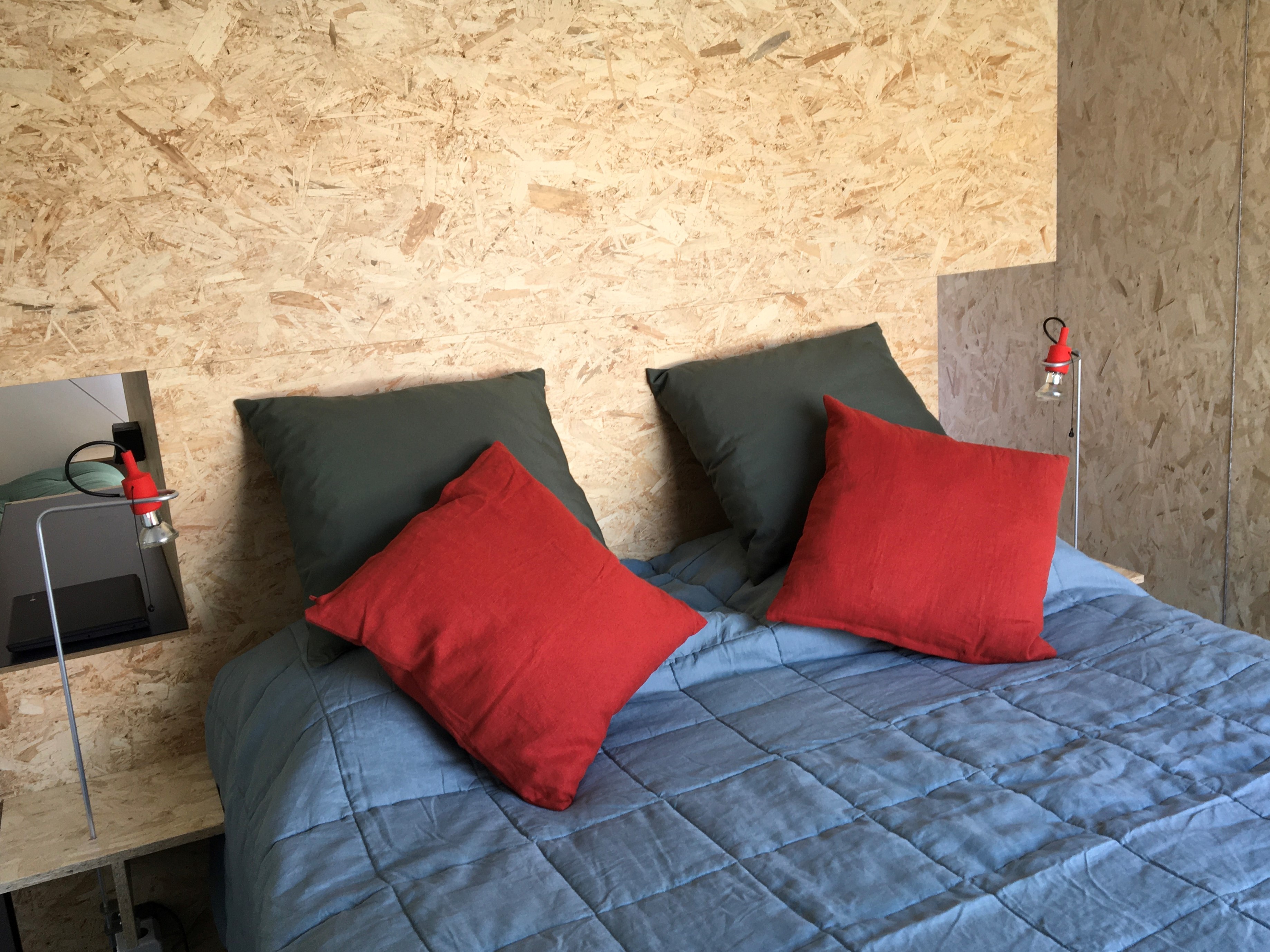 Unieke studio in woonboot in het stadse groen — Amsterdam stay