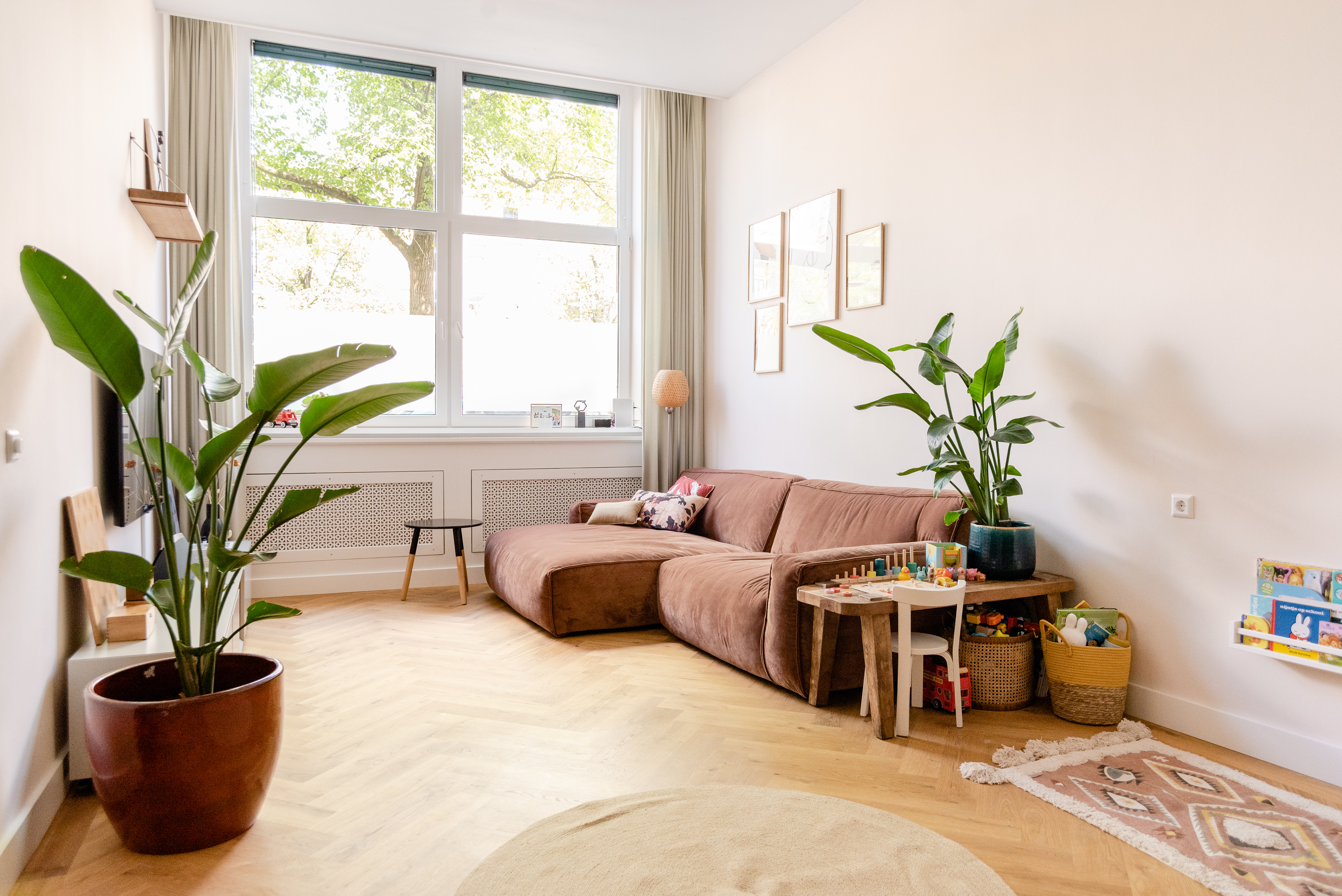 Canal-side family apartment with garden — Amsterdam stay