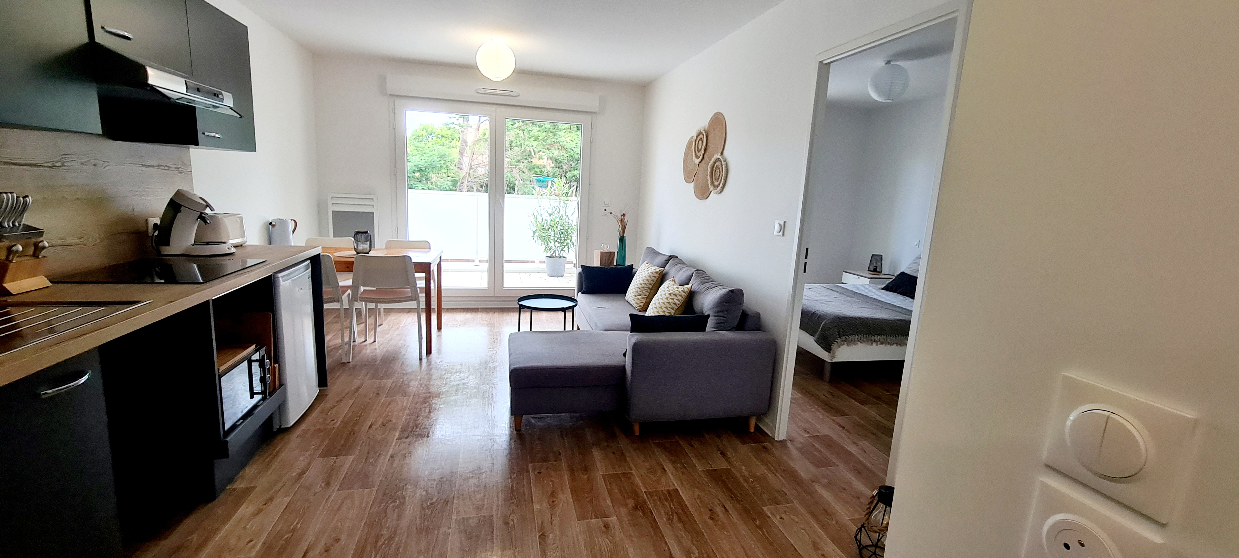 Beautiful apartment with free parking on site