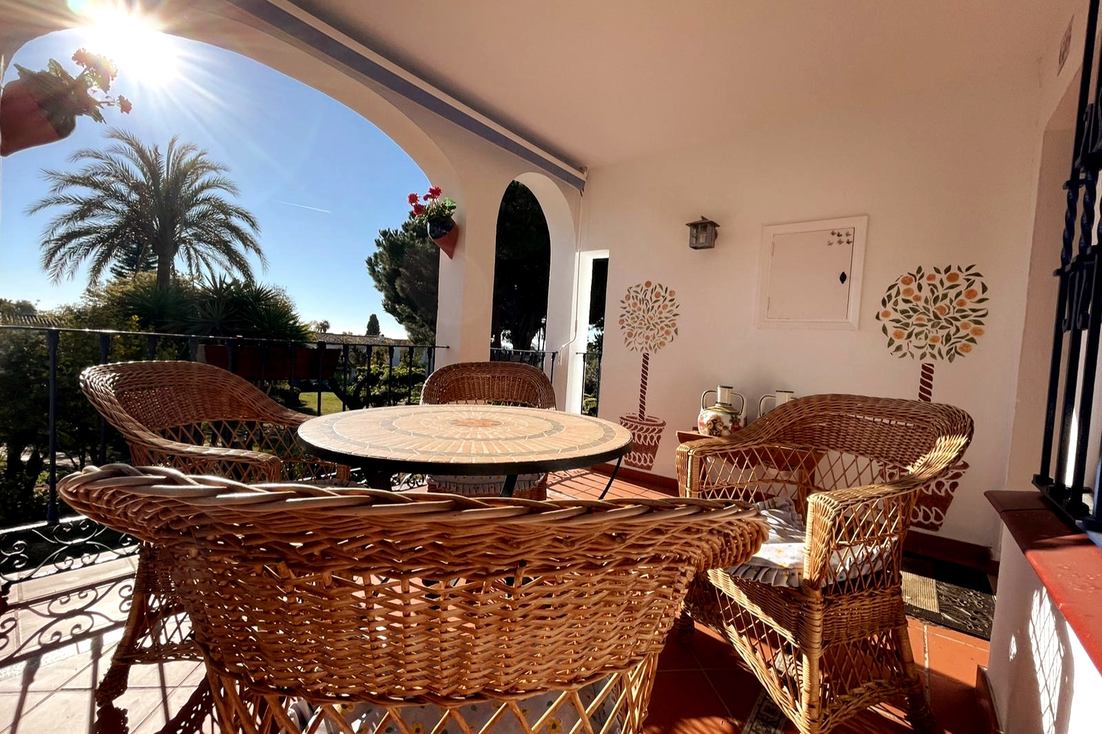 Magnolia Apartment - El Paraíso- golf, beach, bars