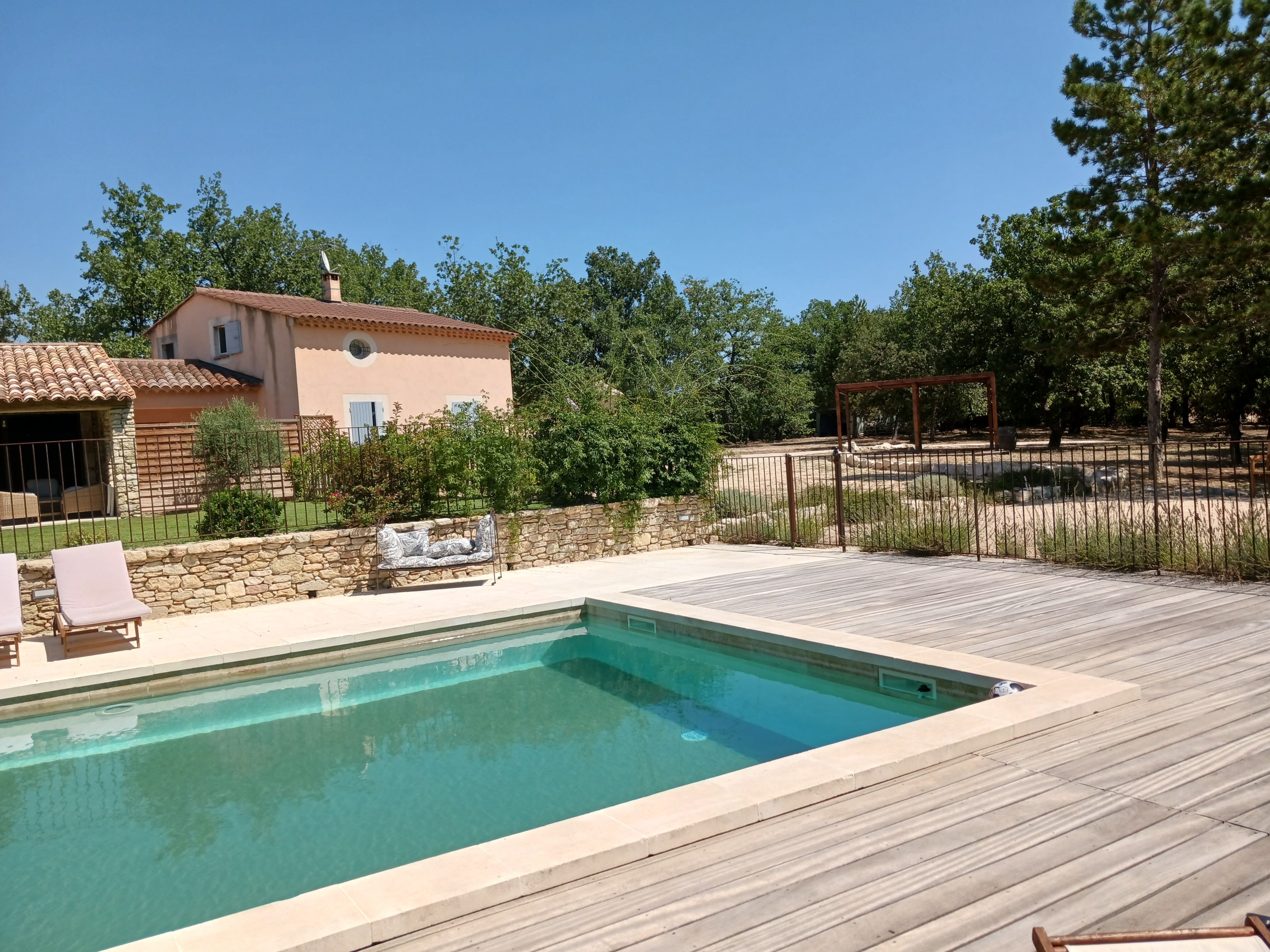 Gîte en Luberon Mas de la Chêneraie Blanche