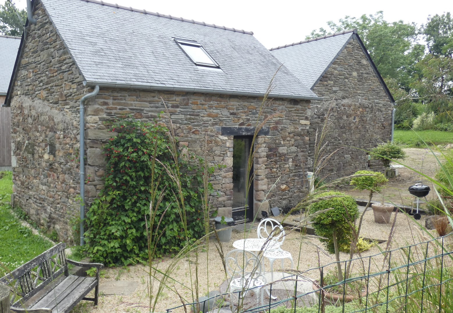 Penty d 'Agapanthe- small stone house