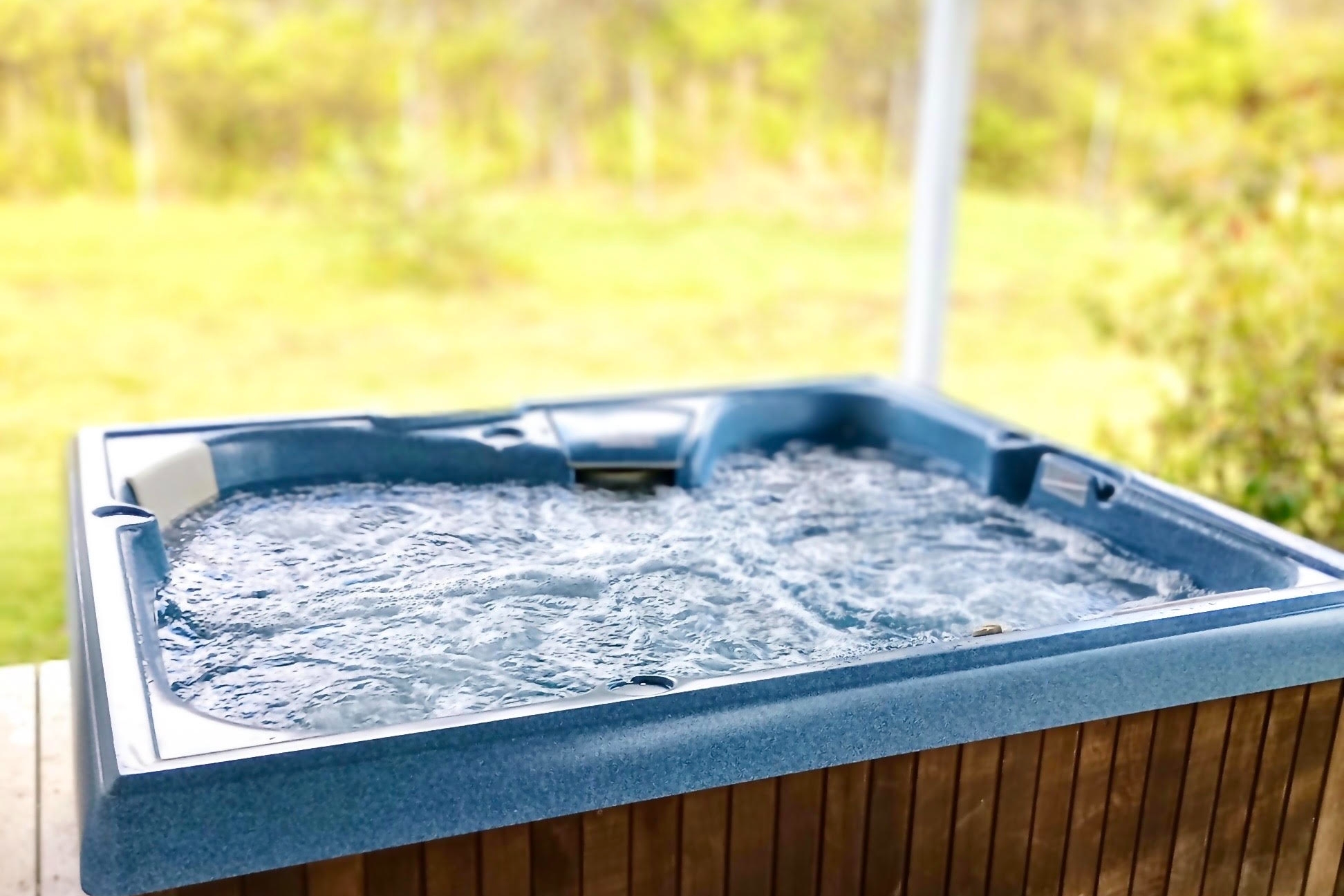 Secluded Spa & Private Patio at Orchid Oasis