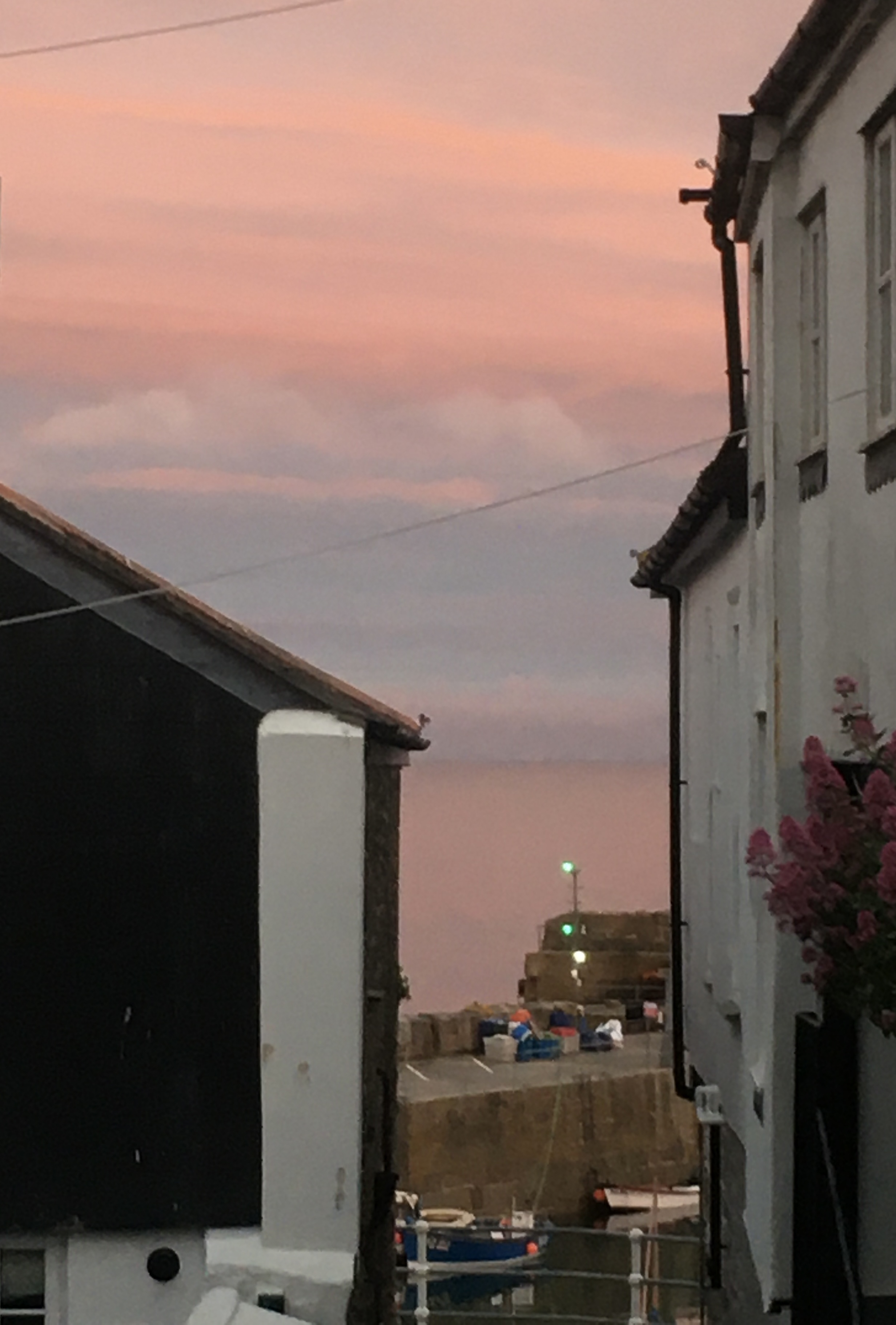 The Harboured Secret. Sea/harbour views. Decking