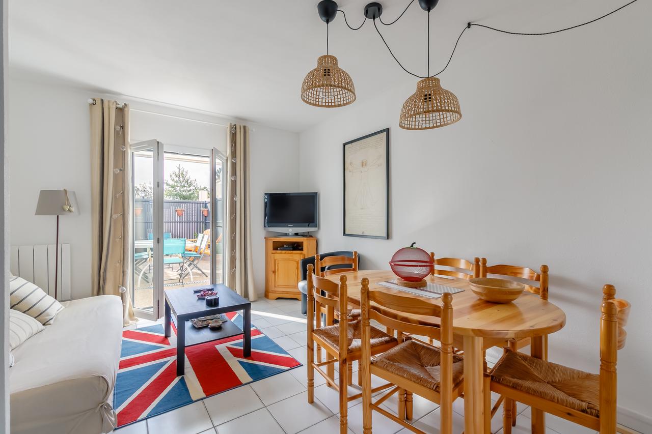 3 bedroom house 250 from the beach in Vendee.