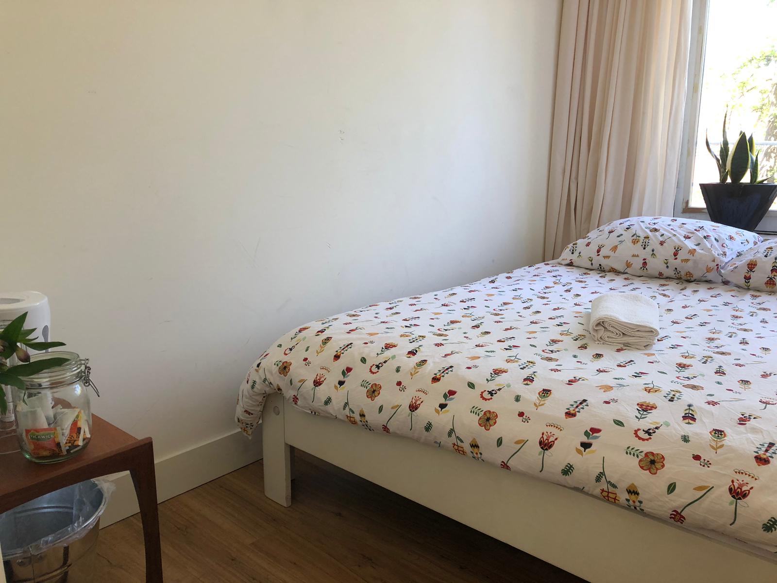Nice private room in trendy area — Amsterdam stay
