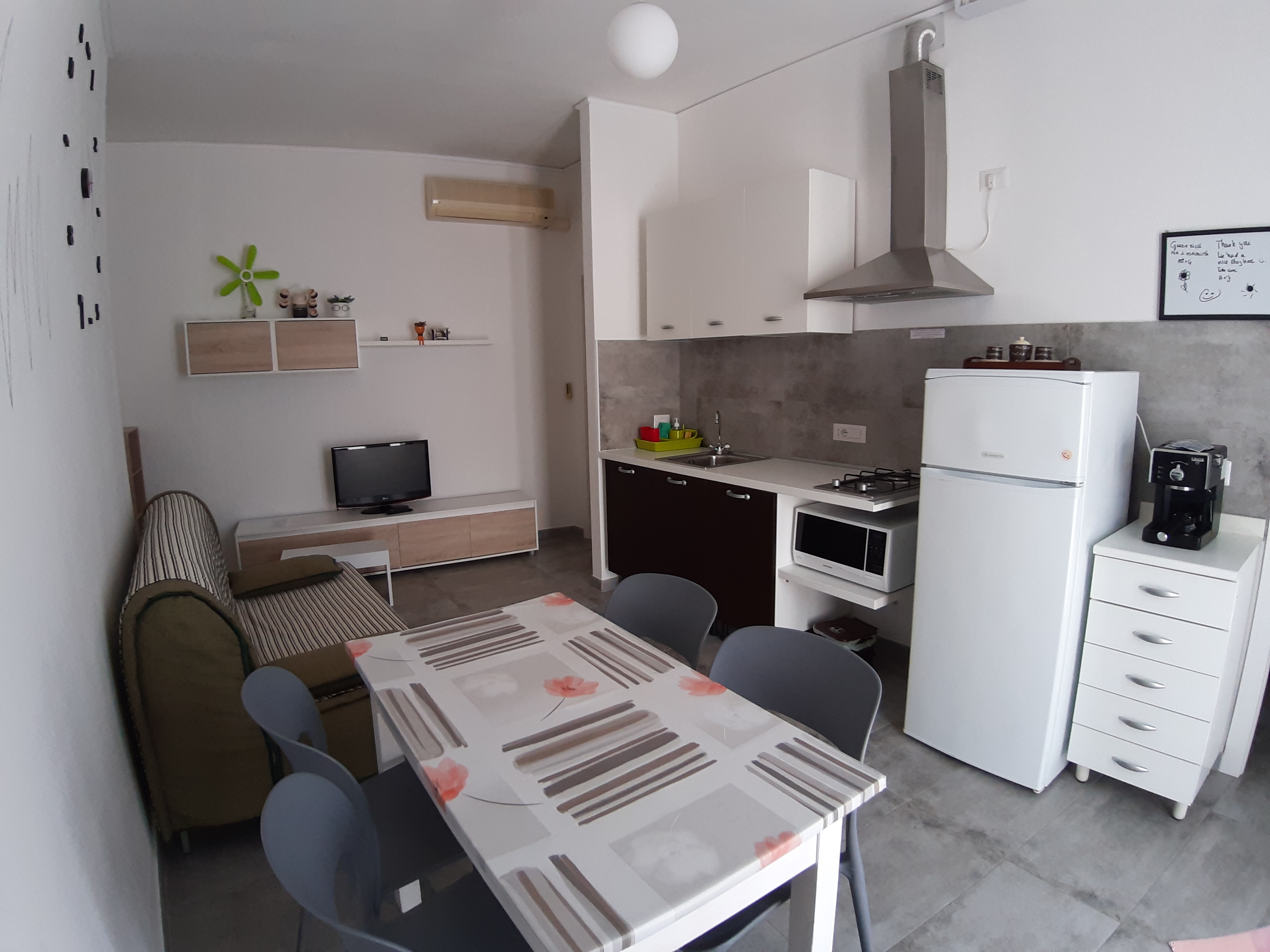 CASA ALEXSA. EARLY CHECKIN E/O LATE CHECKOUT.