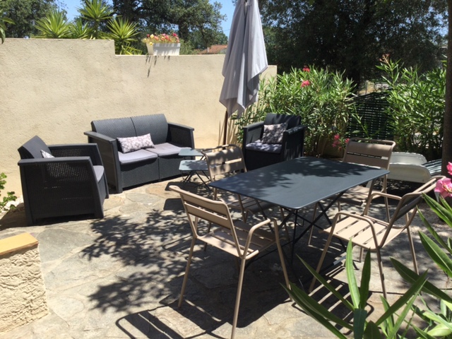 BORMES LES MIMOSAS T2  33m2 with 40m2 exterior