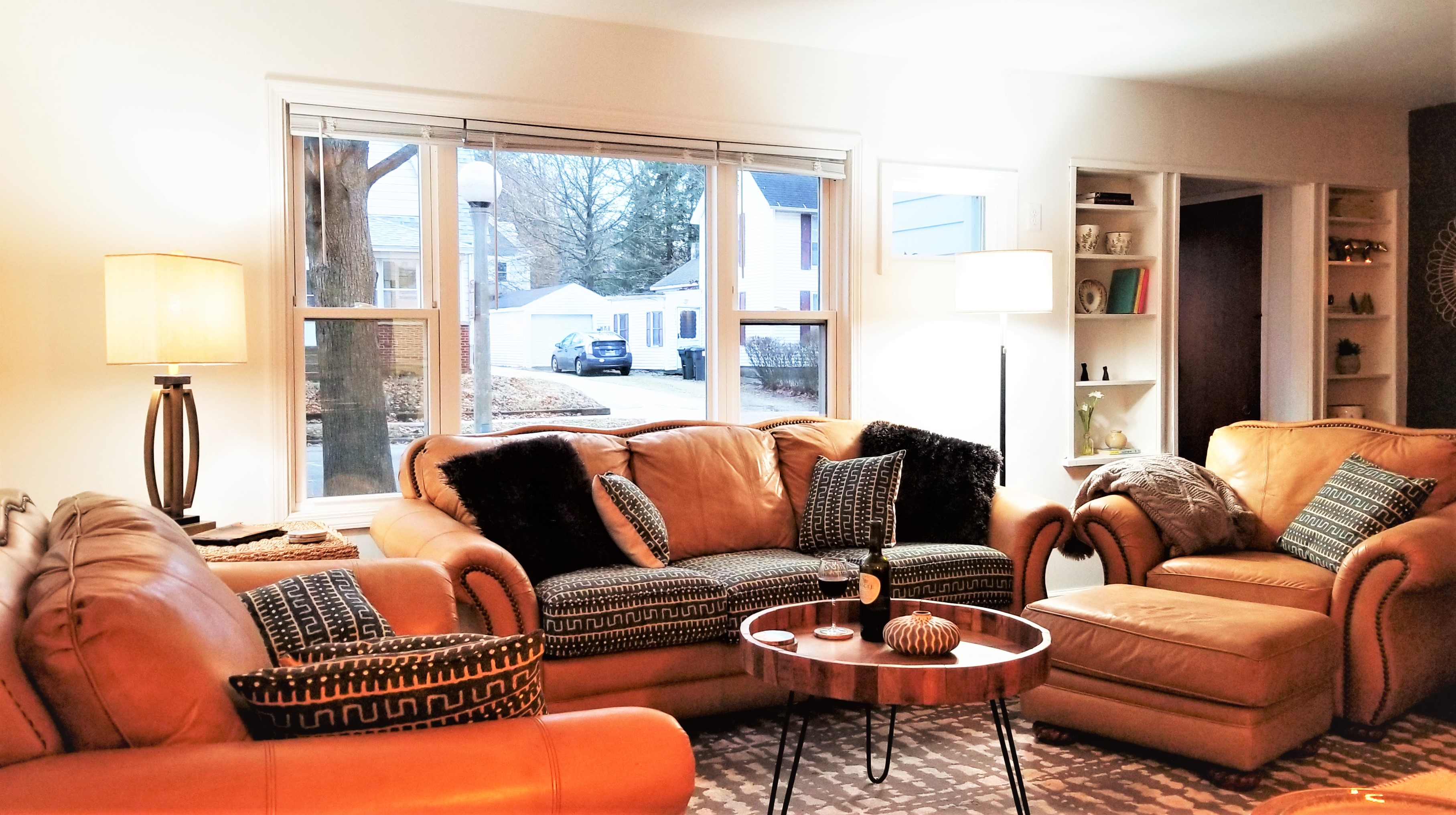 Coastal Comfortable Home 3 Blocks From Campus