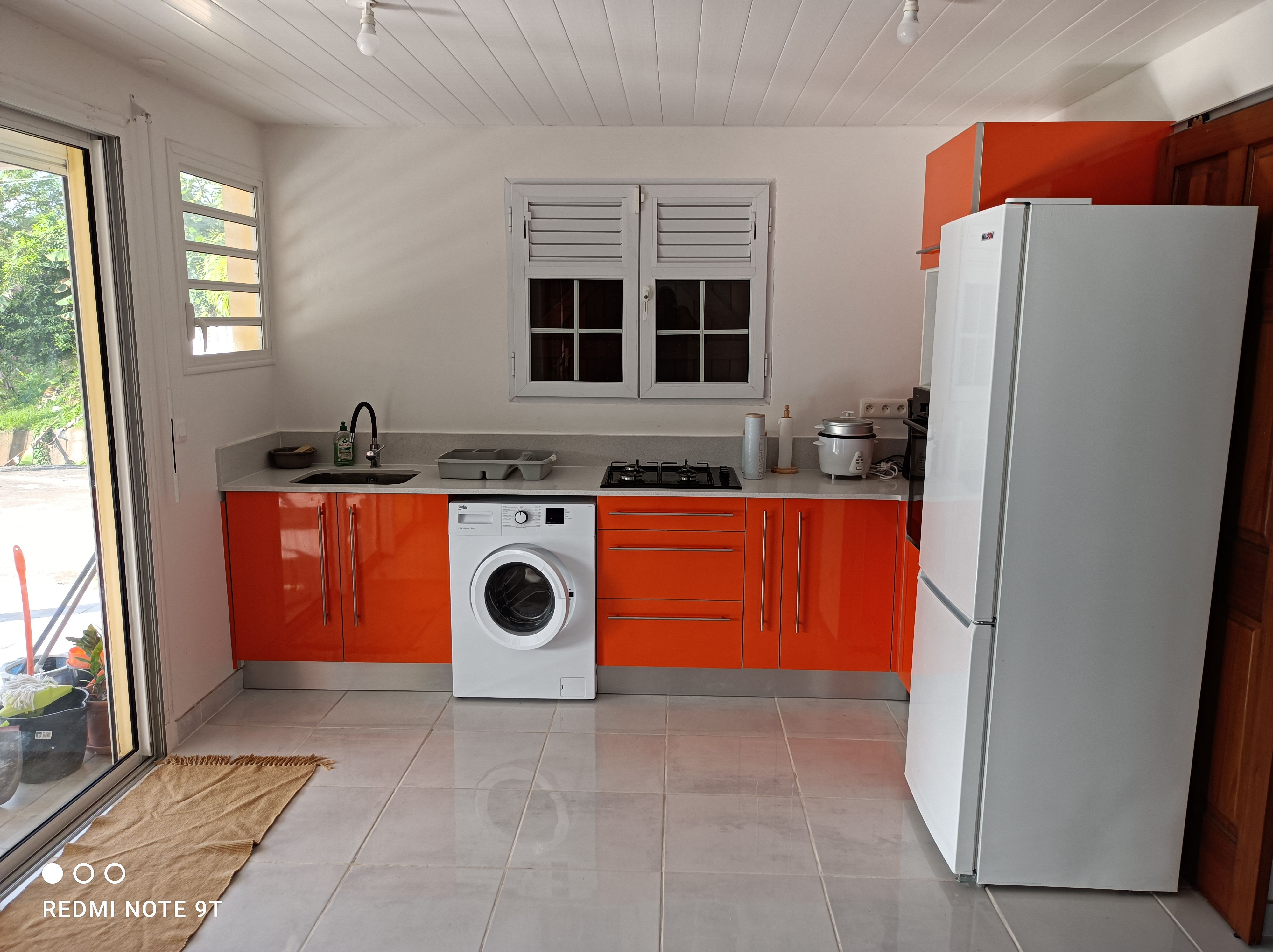 Beautiful comfortable F2 with terrace and garden