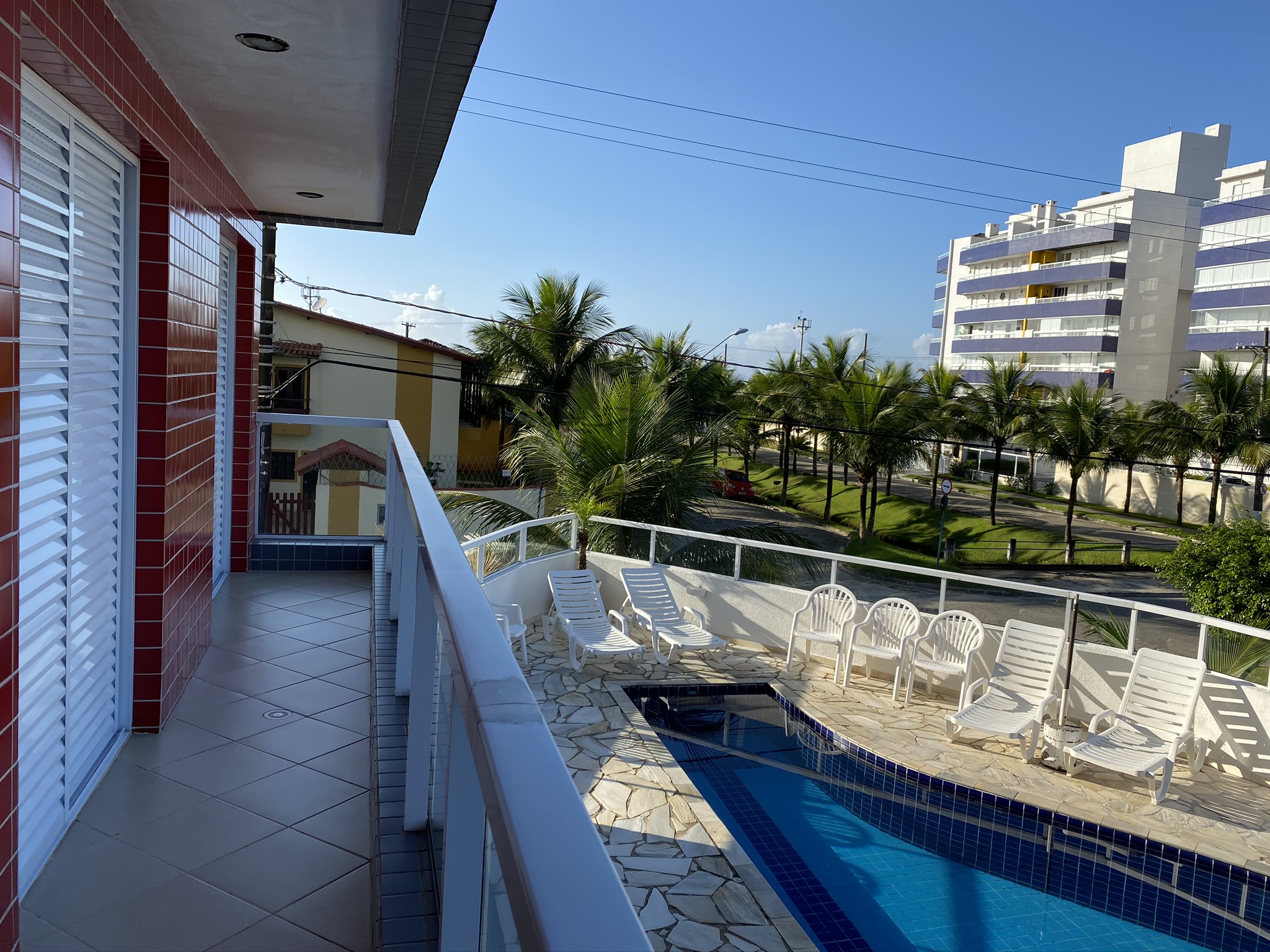 Apt in Bertioga, with a swimming pool 50 meters from the beach
