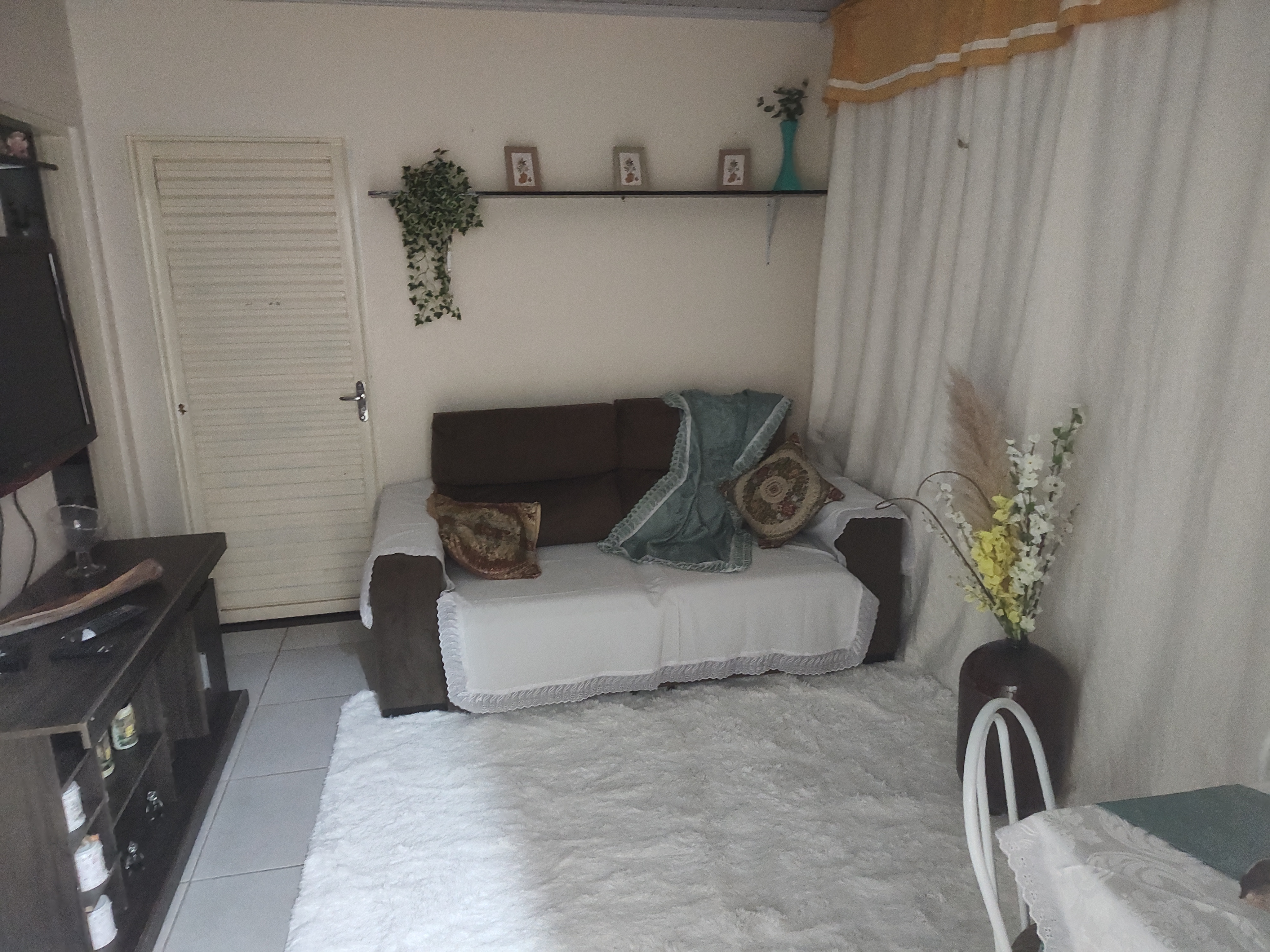 Charming 1 Bedroom Apartment 102