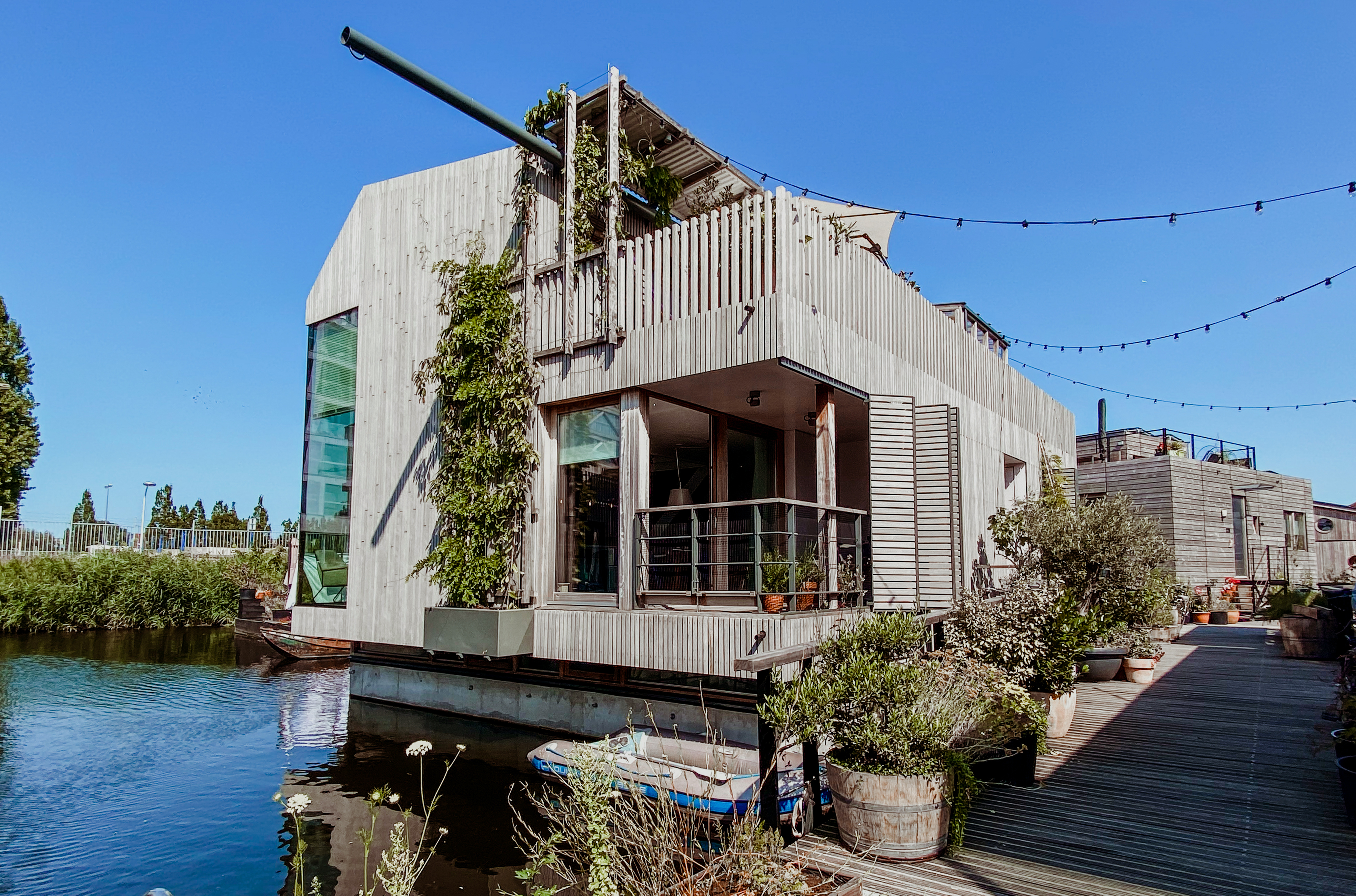 Watervilla Amsterdam, sustainable, luxurious — Amsterdam stay