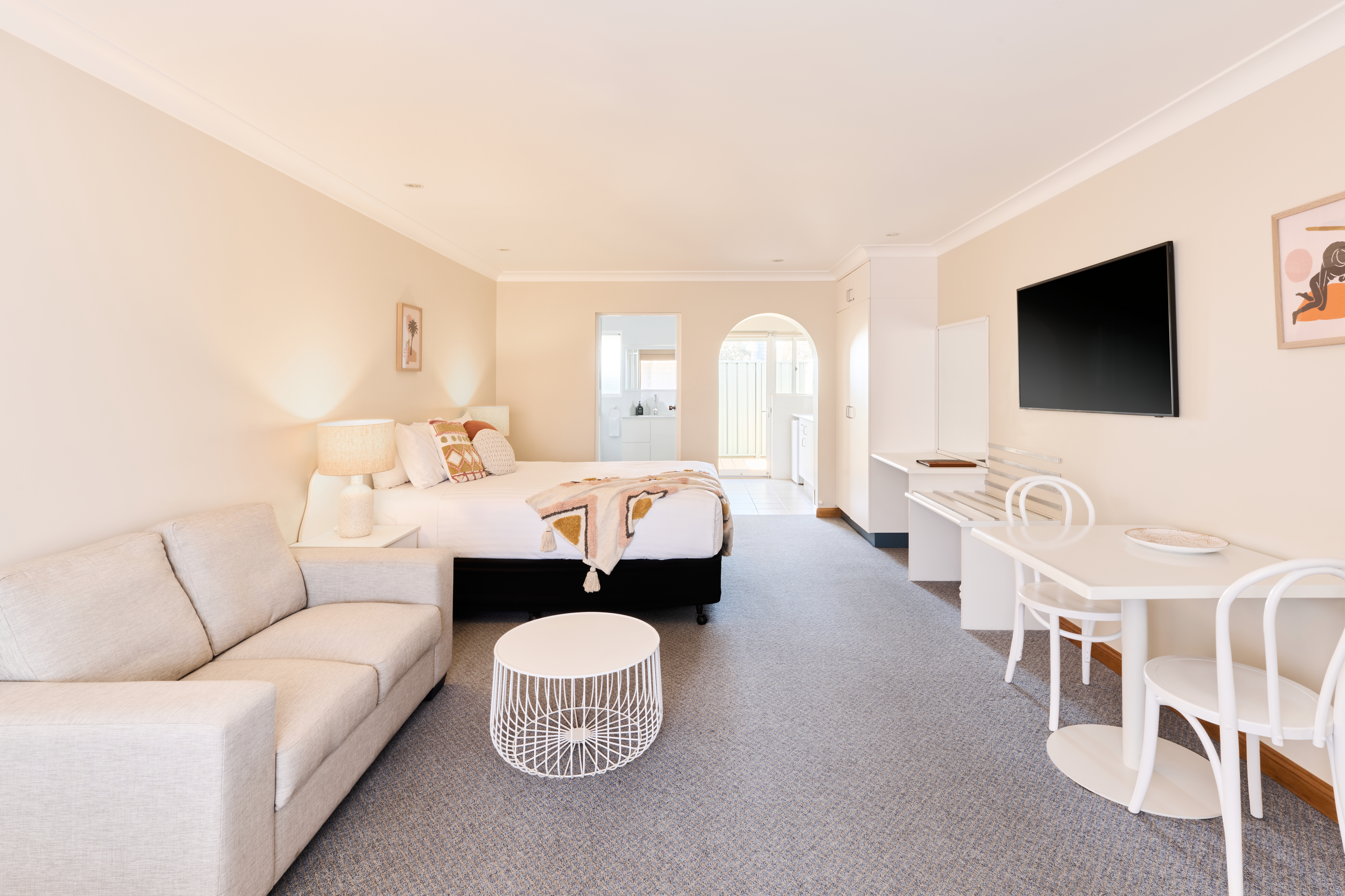 Garden View Motel-Style Room