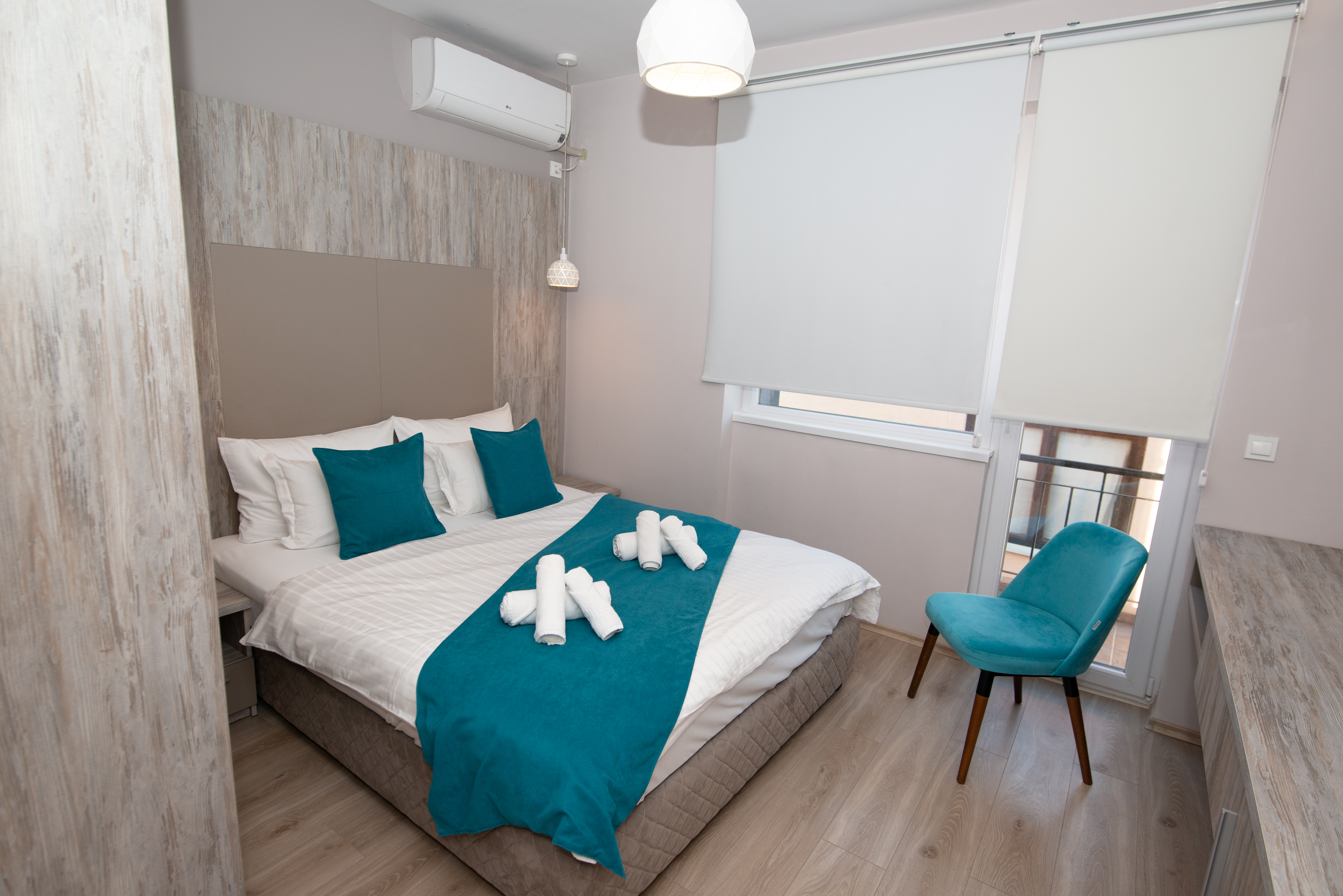 ZARO Apartments - Double Room with a Balcony