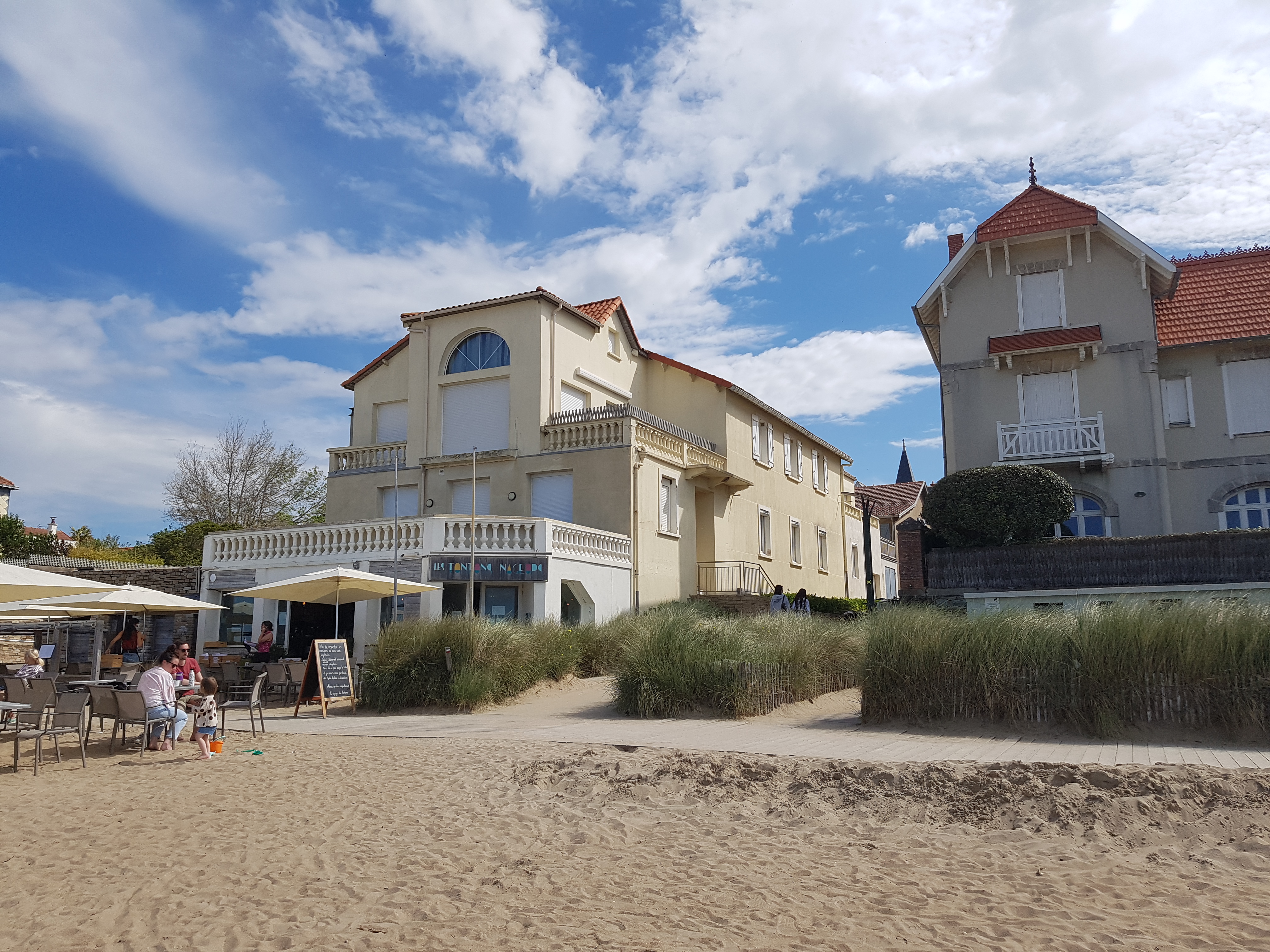 Beachfront Apartement