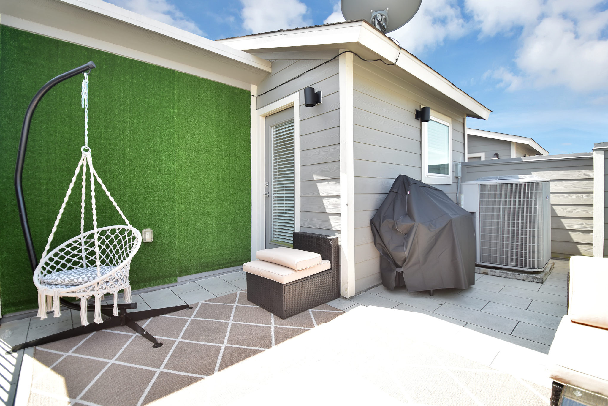 🌟Amazing Rooftop🌟Downtown Skyline Views⭐️Sleeps 15🏡 Houses for Rent