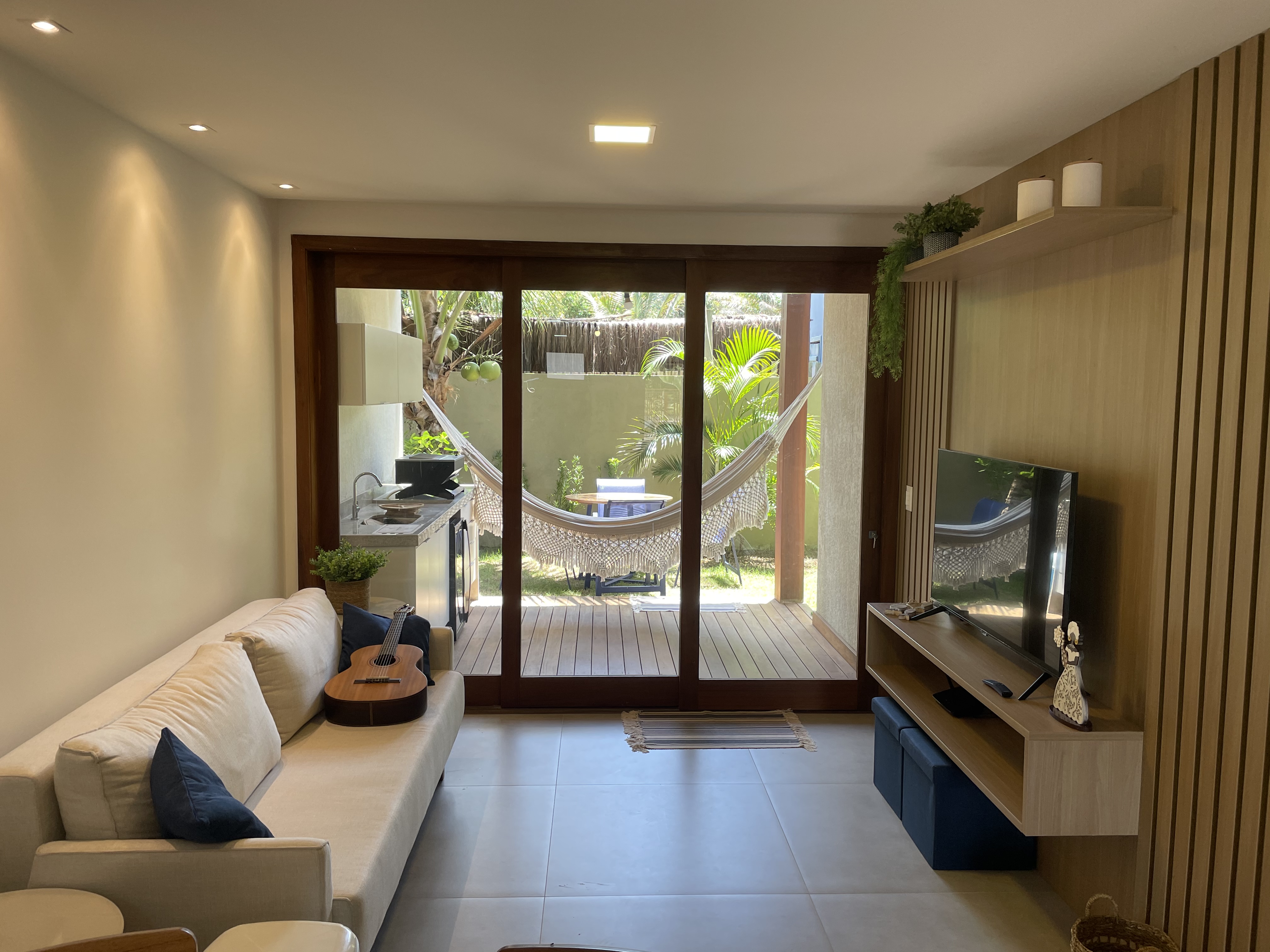 New apto with garden in a high standard condominium