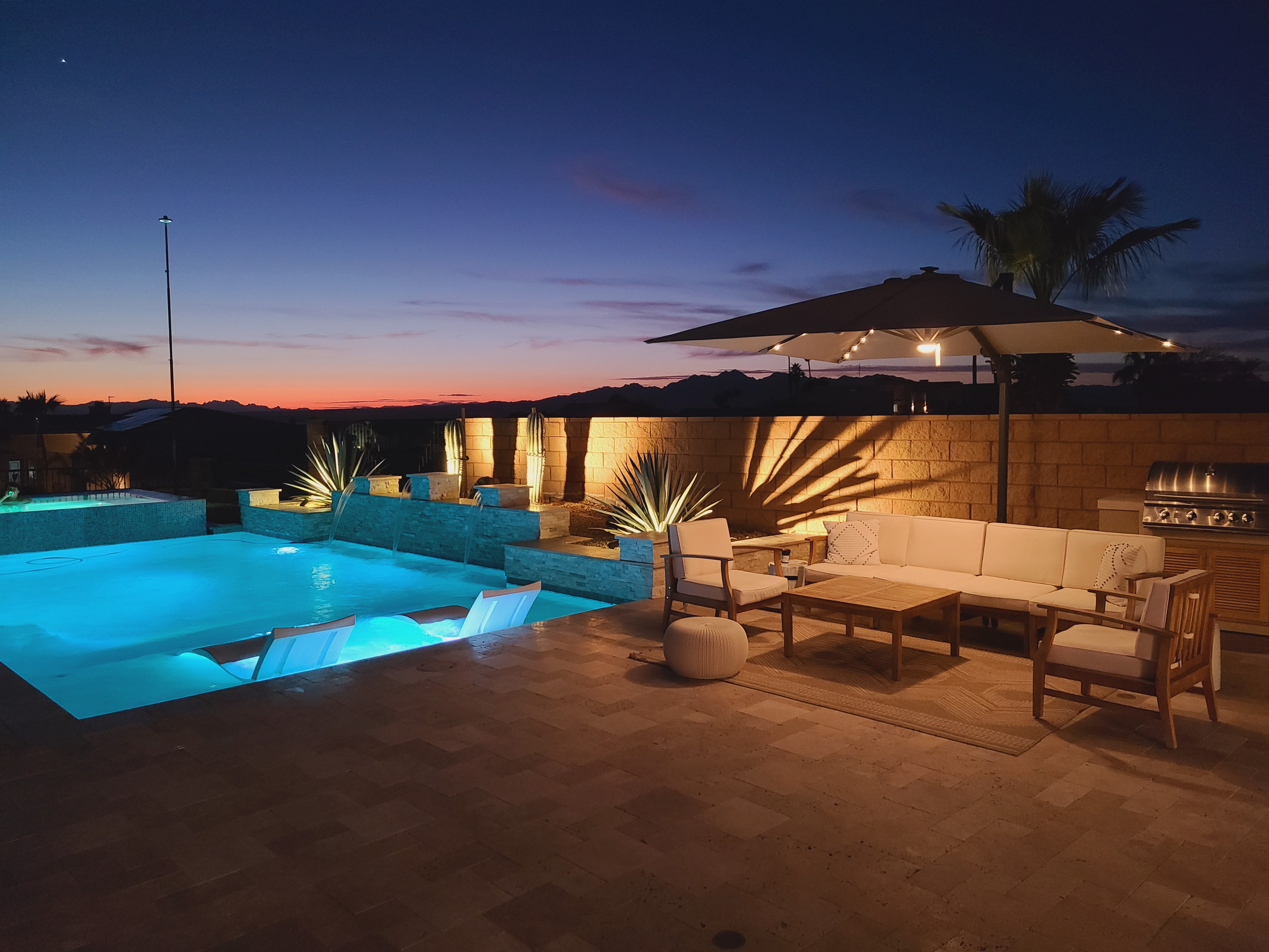NewRemodel! Lake&MountainViews! NewCustomPOOL&SPA!