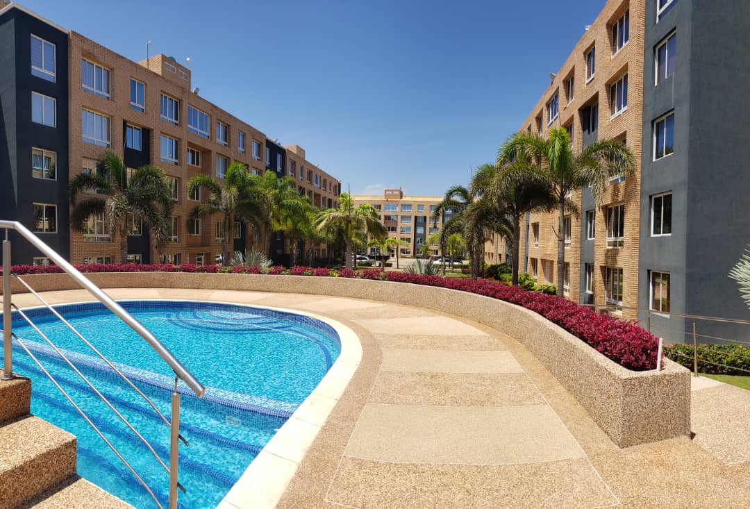 Beautiful oceanfront studio apartment Condominiums for Rent in