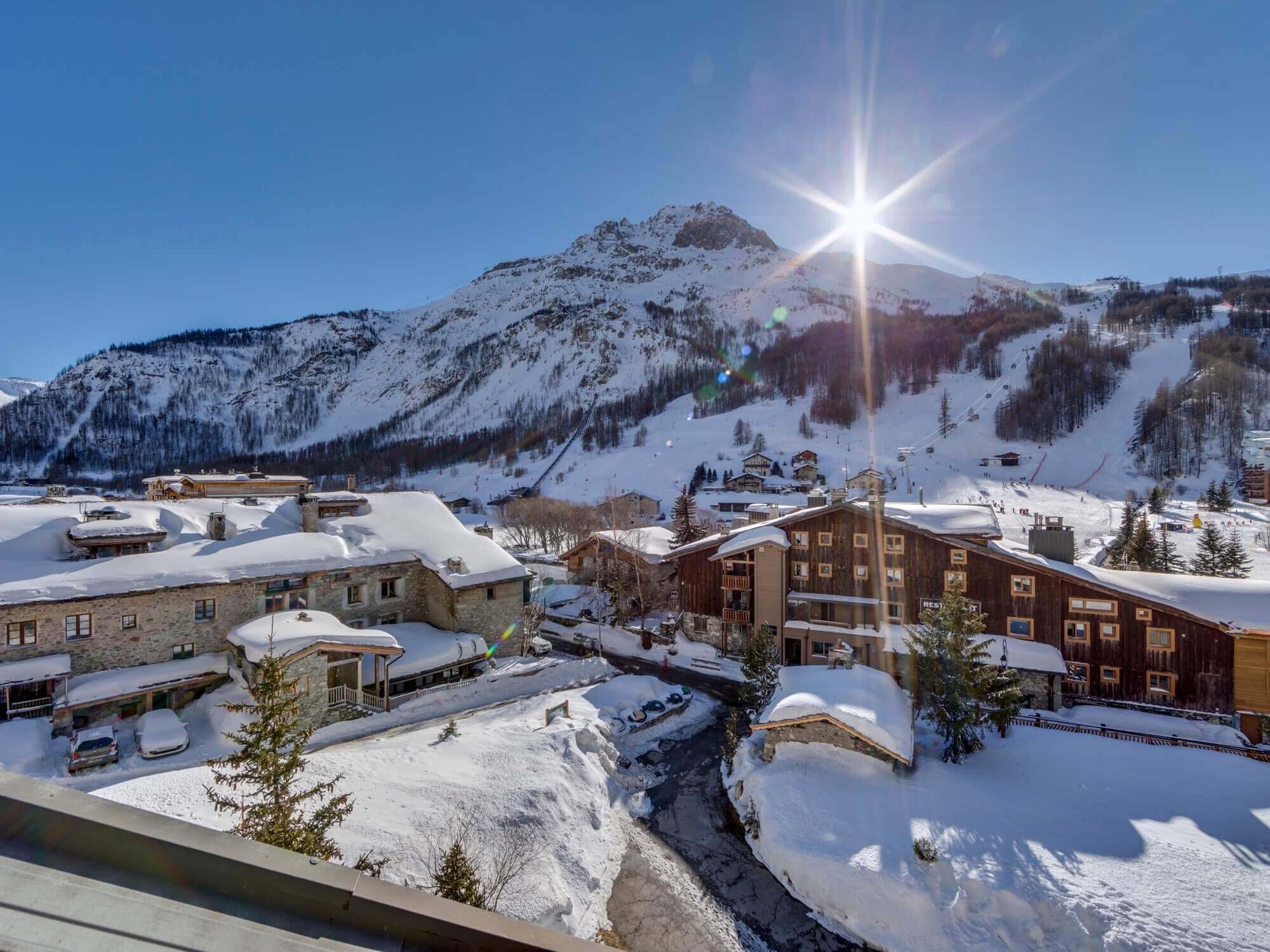 AsterLodge ★ quiet & close to the slopes with a view