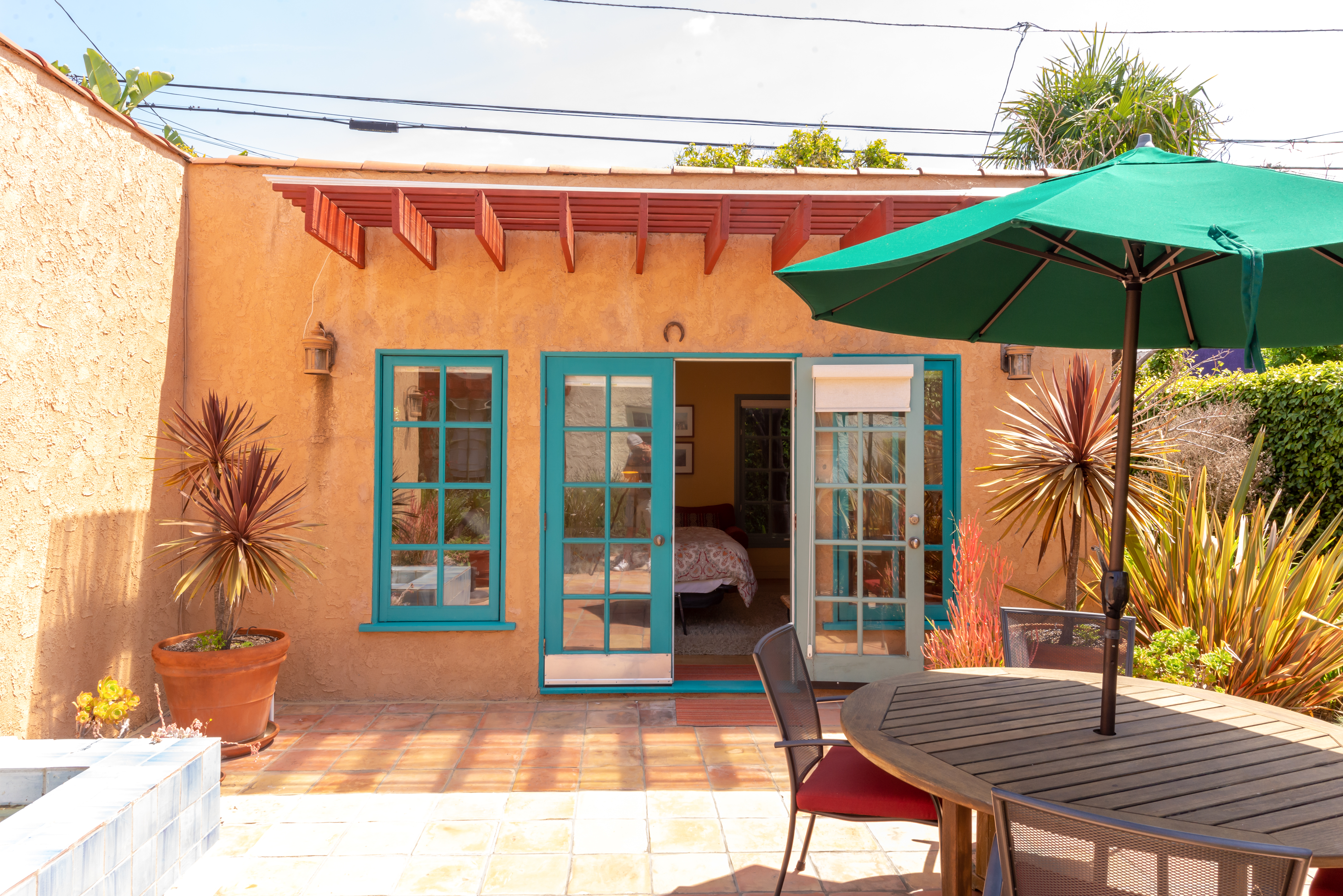 Casita Mar Vista - Guest House with Jacuzzi