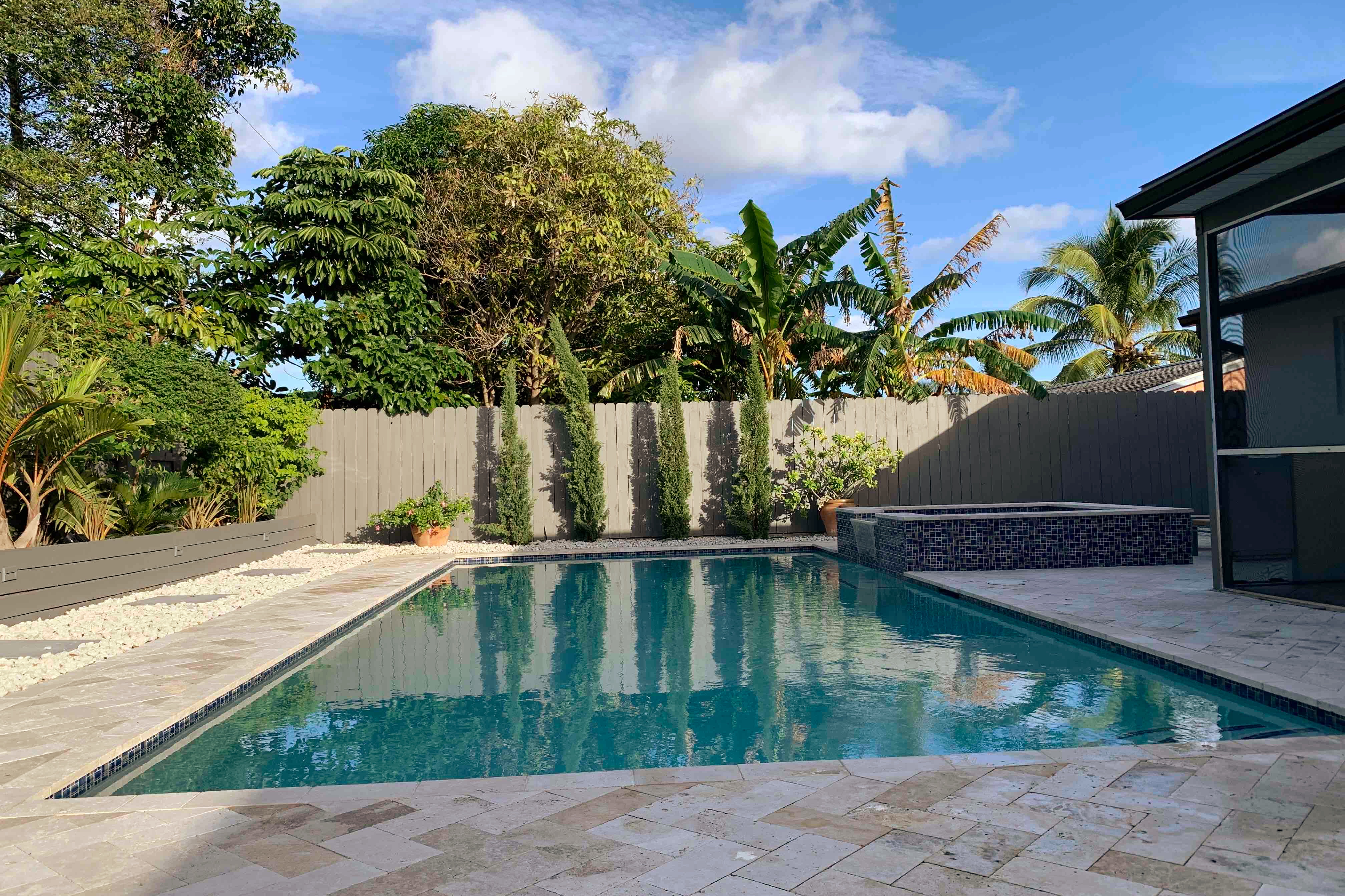 Retreat with Salt Water Heated Pool & Spa